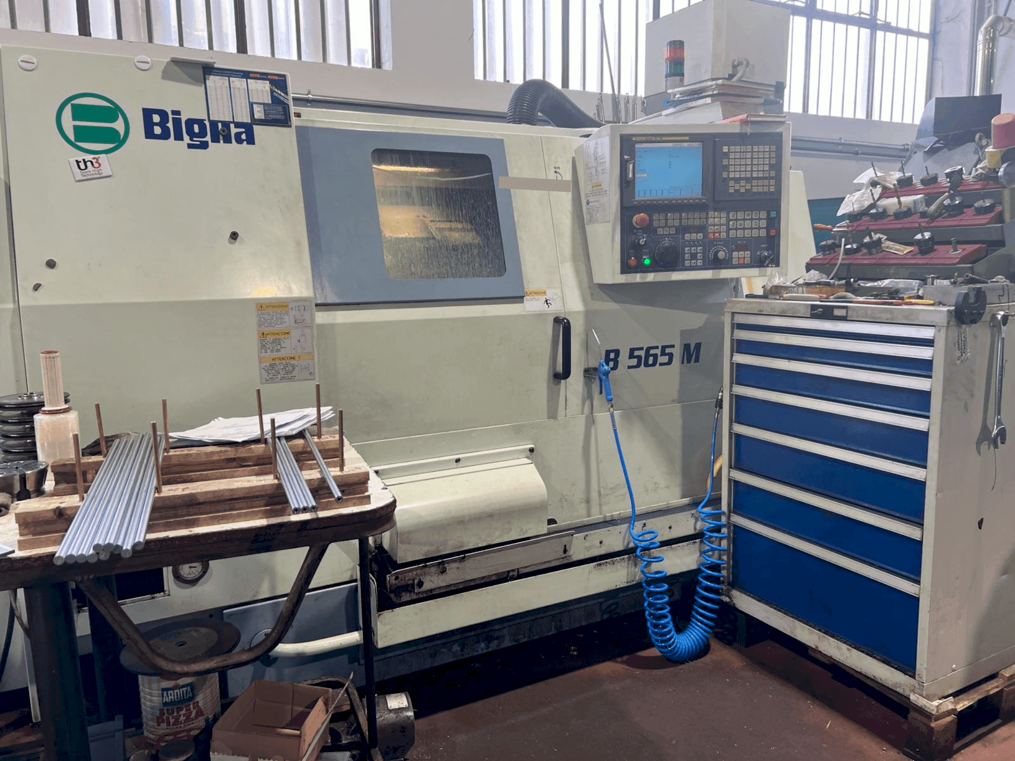 Vue de face de la machine Biglia B565M