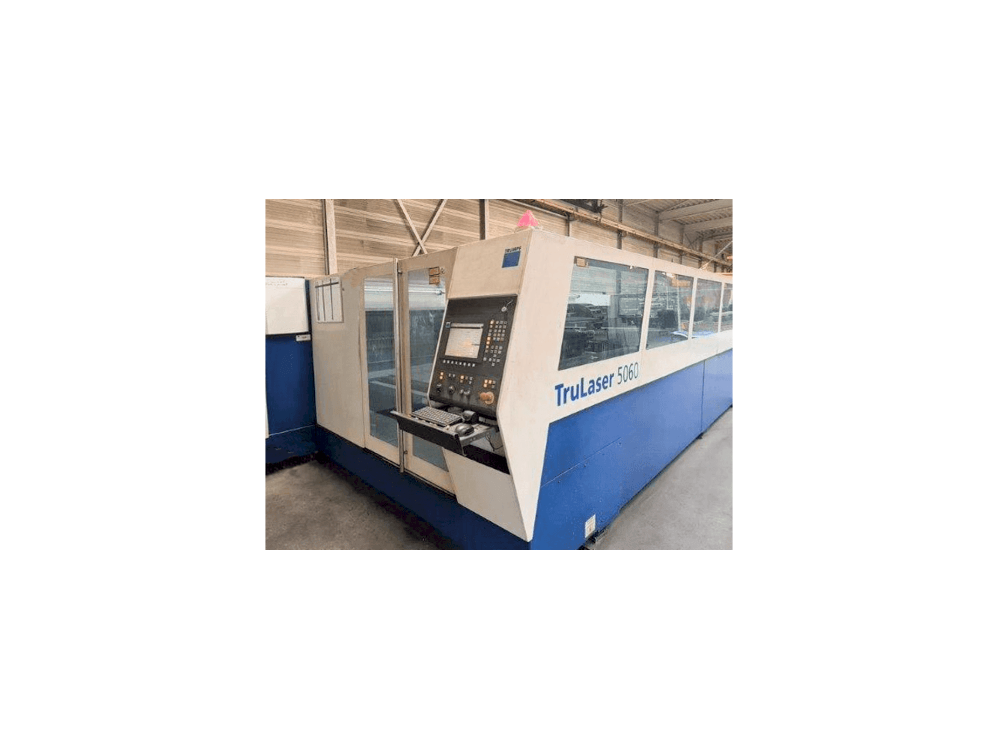 Vue de face de la machine TRUMPF TruLaser 5060