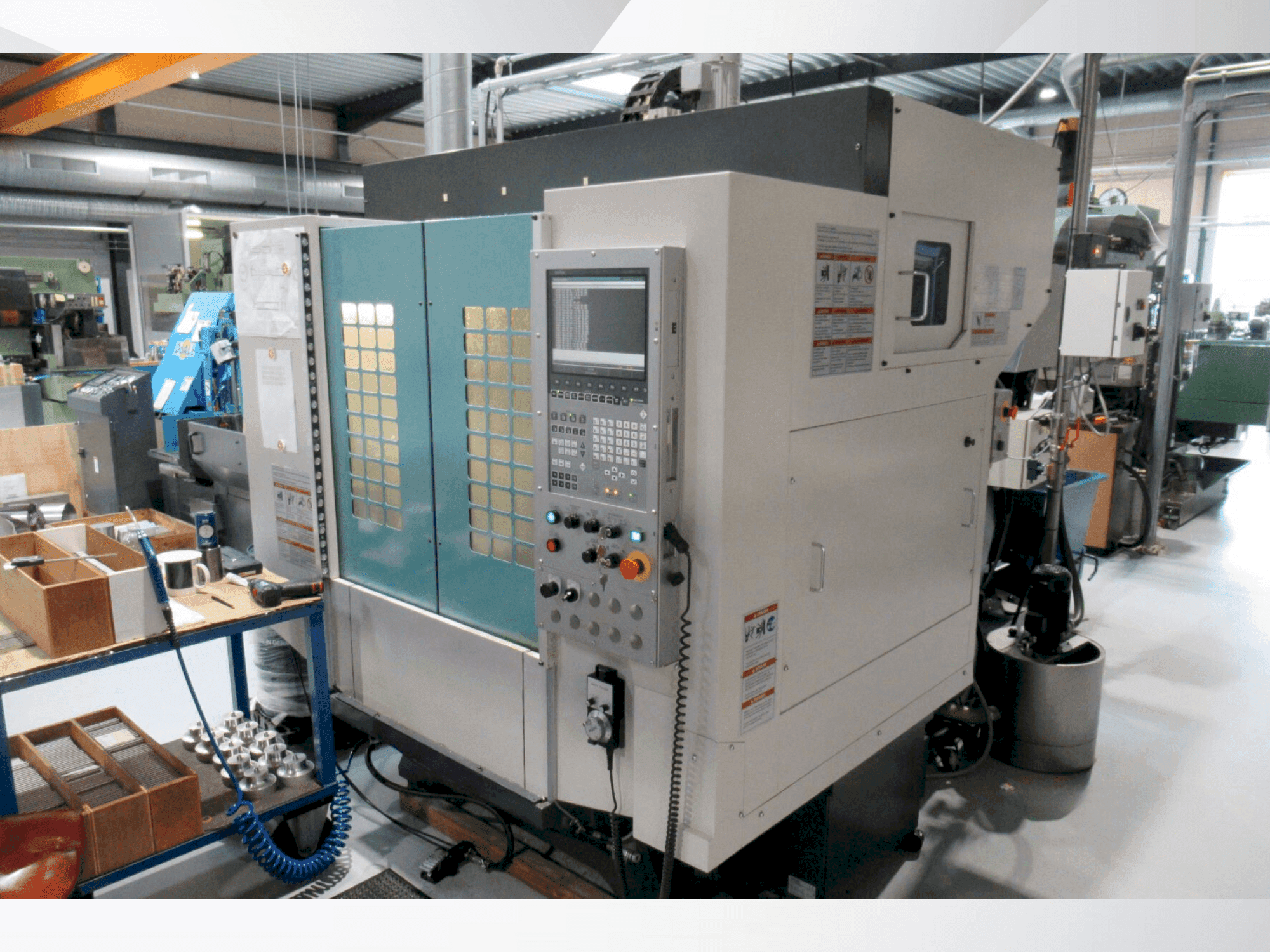 Vue de face de la machine Brother TC-22B-O