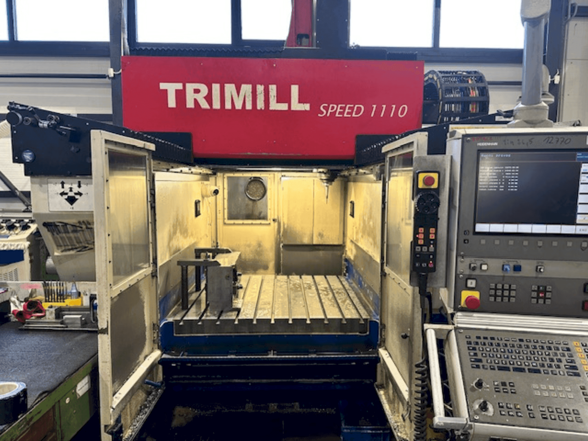 Vue de face de la machine TRIMILL Speed 1110