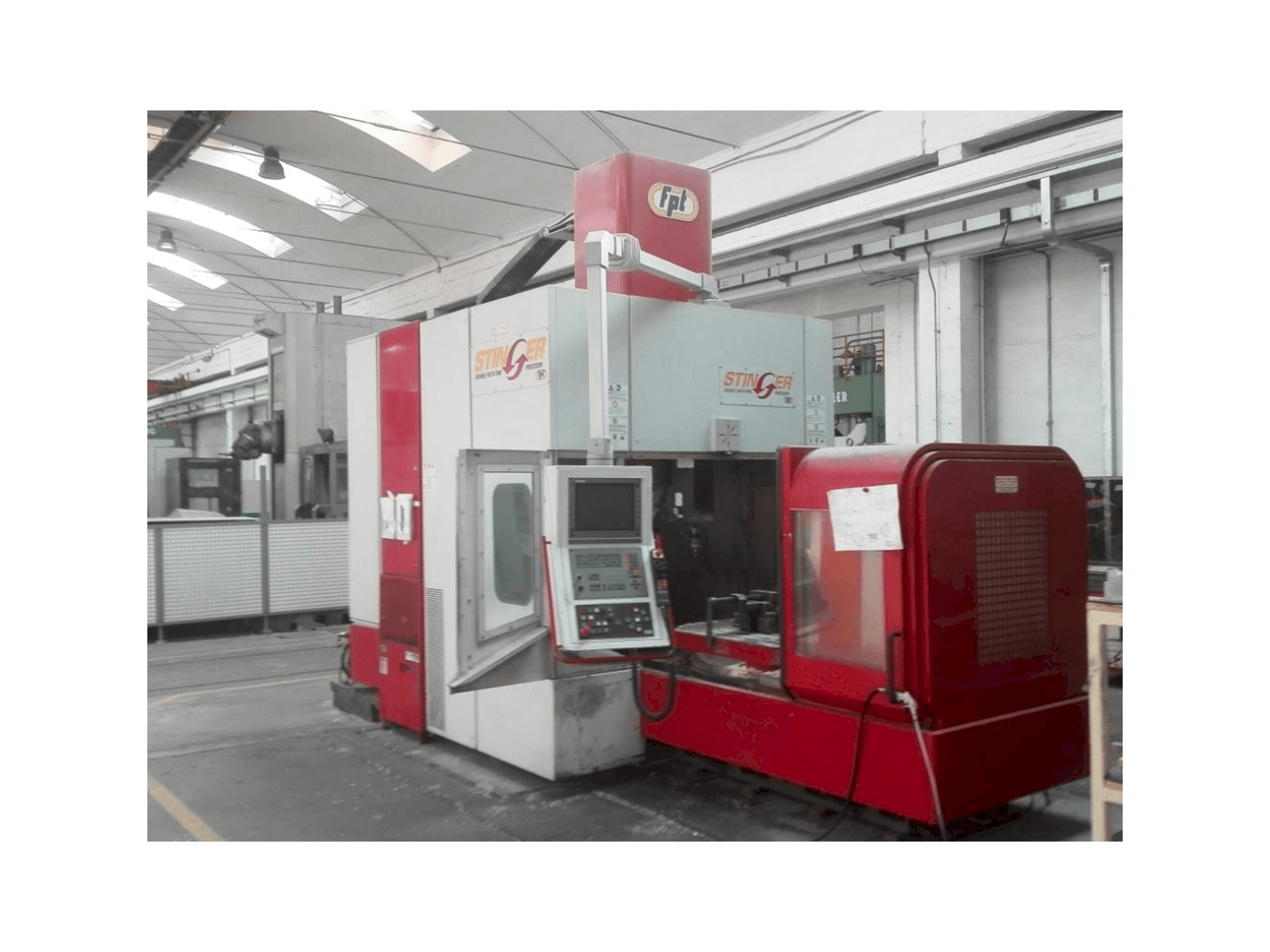 Front view of FPT Stinger machine