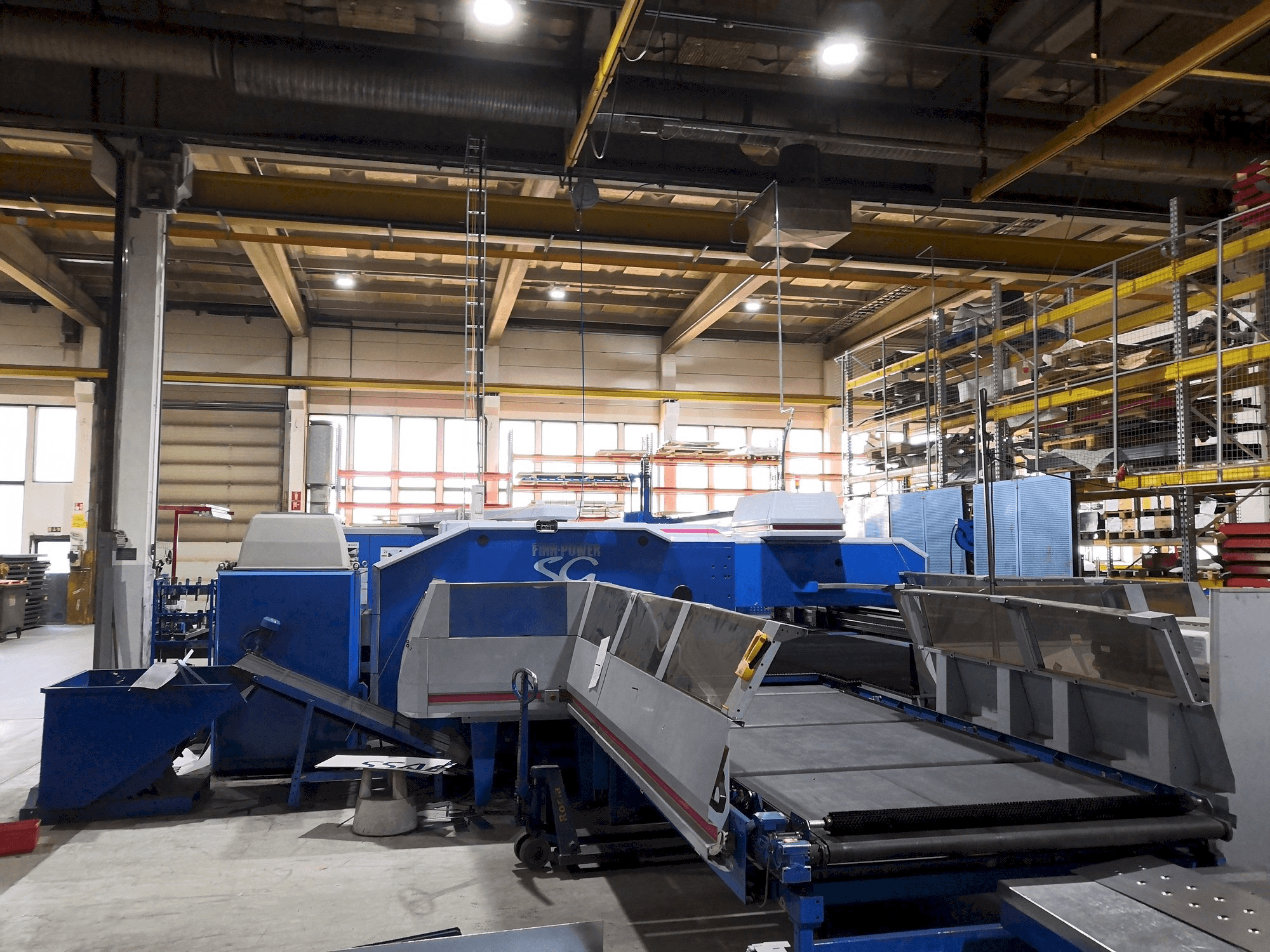 Front view of Finn-Power SG6 machine