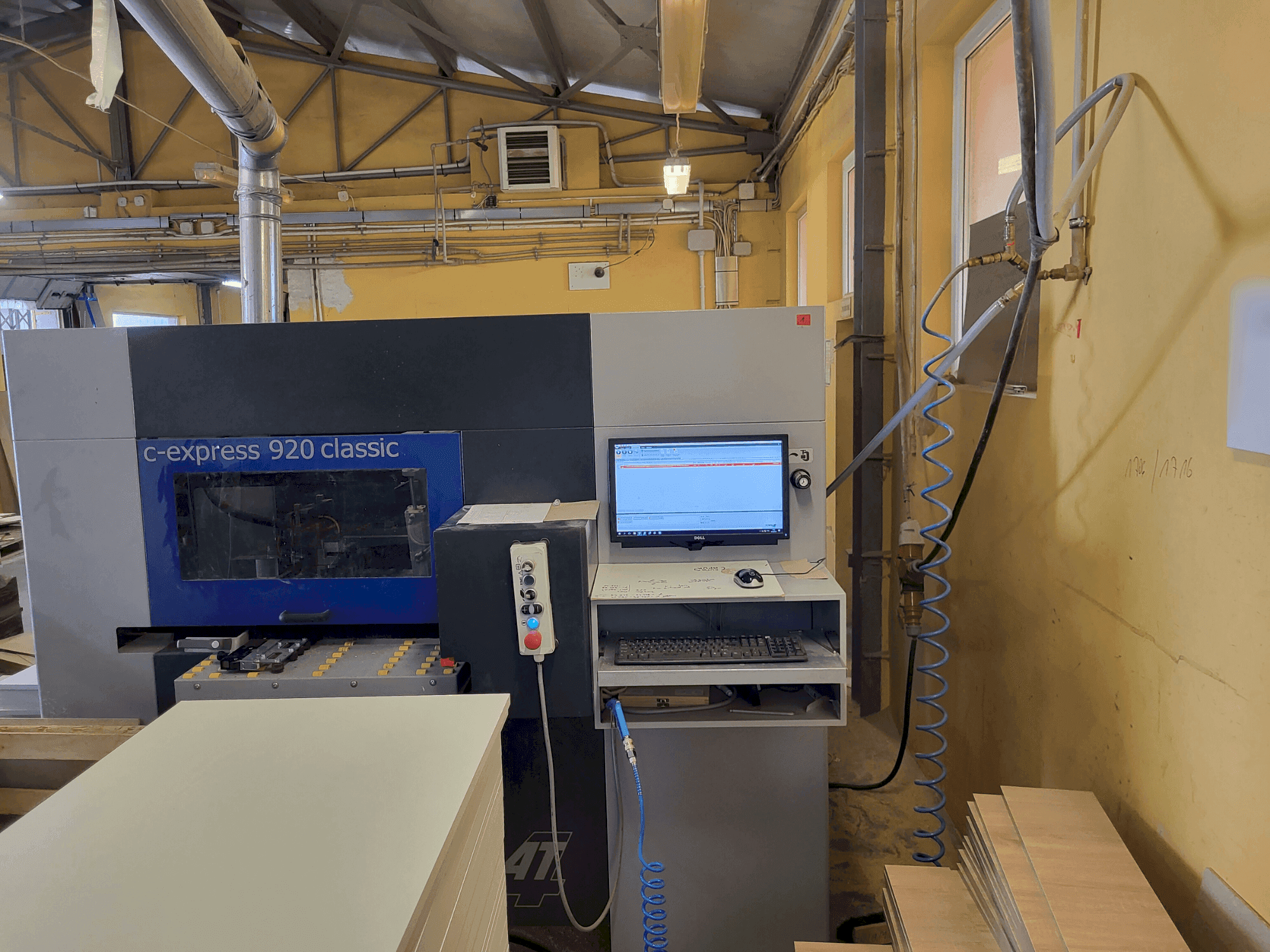 Vue de face de la machine FELDER FORMAT 4 C-Express Classic