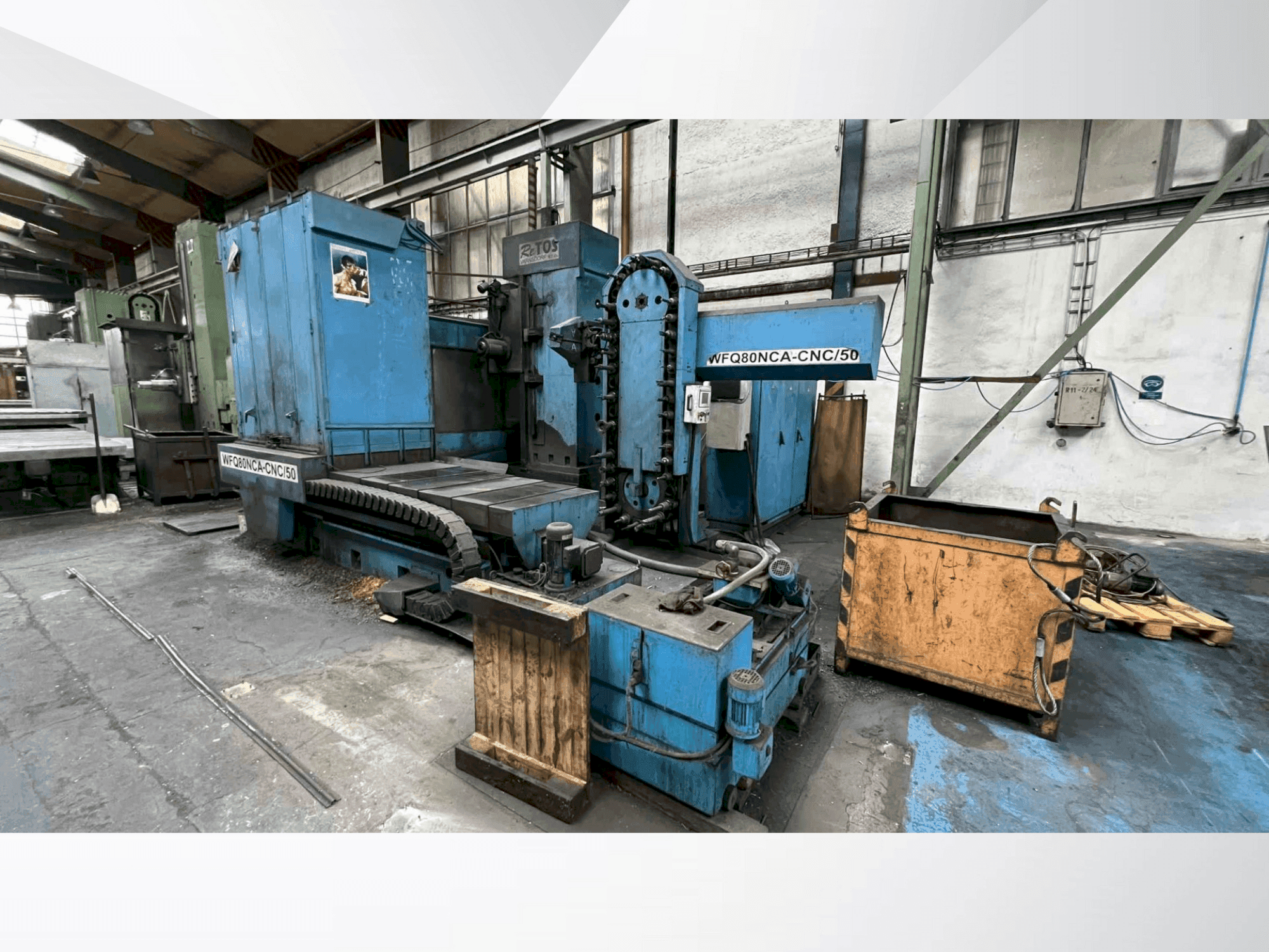 Vue de face de la machine TOS WFQ80NCA-CNC/50