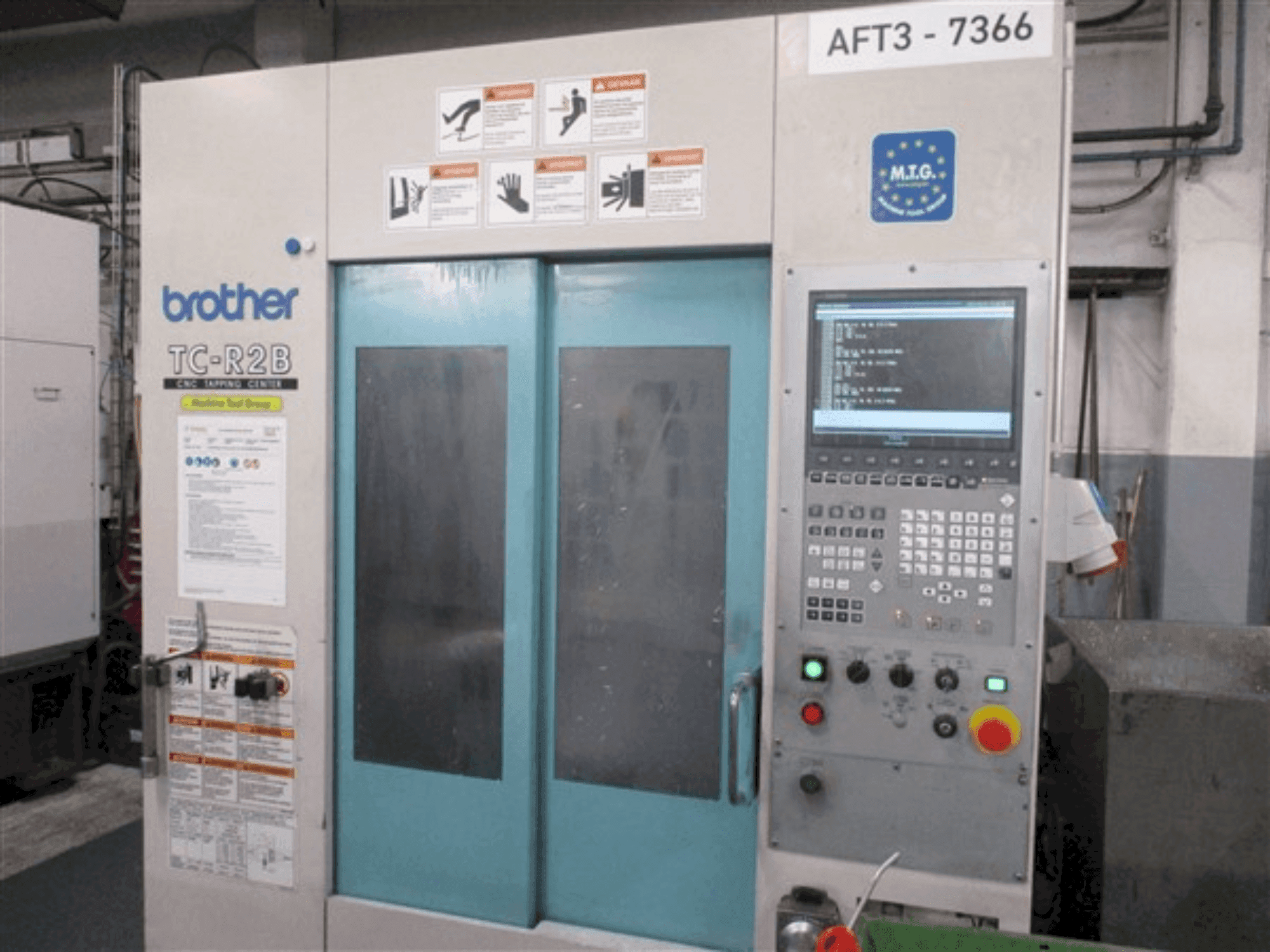 Vue de face de la machine Brother TC-R2B