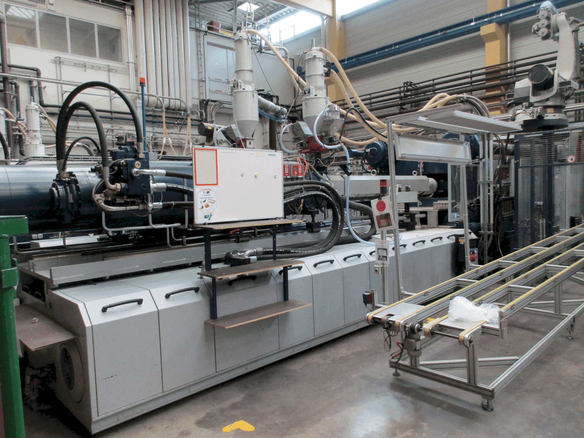 Vue de face de la machine Engel DUO 18000H/10000H/1300 Combi