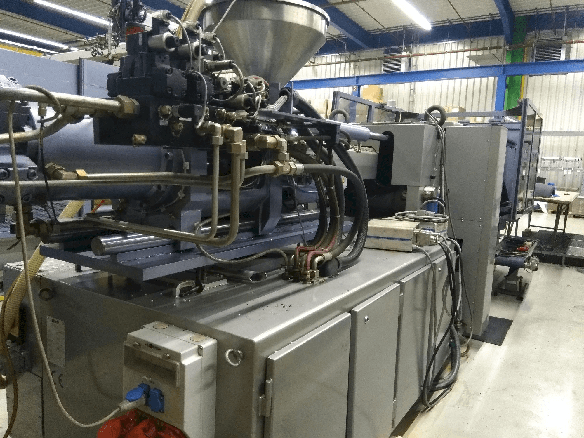 Vue de face de la machine HPM Hemscheid 2500-1400