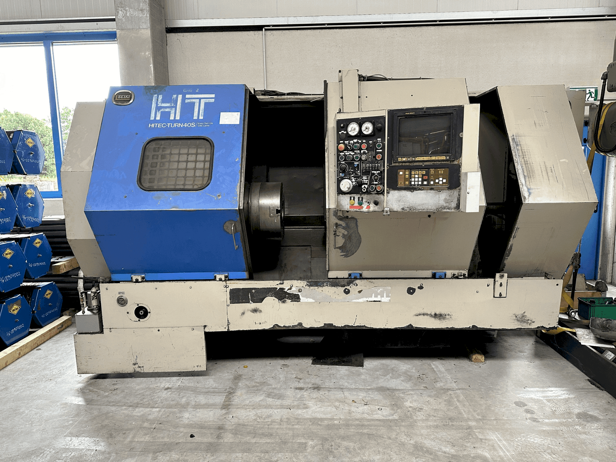 Vue de face de la machine HITACHI SEIKI HT 40S