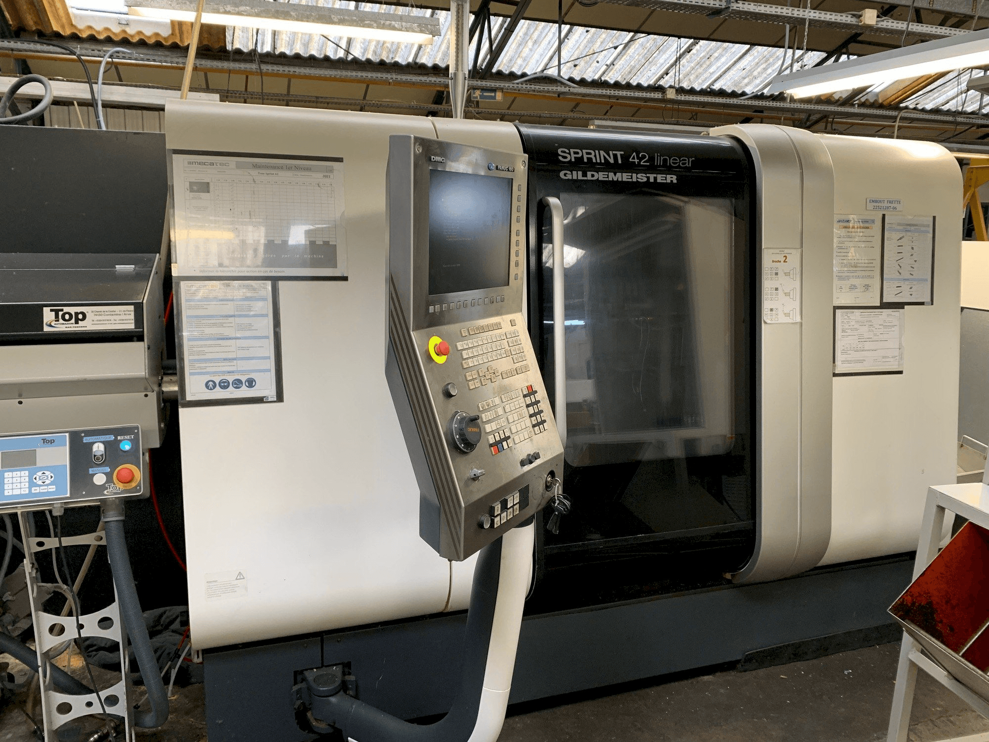 Vue de face de la machine DMG SPRINT 42 linear