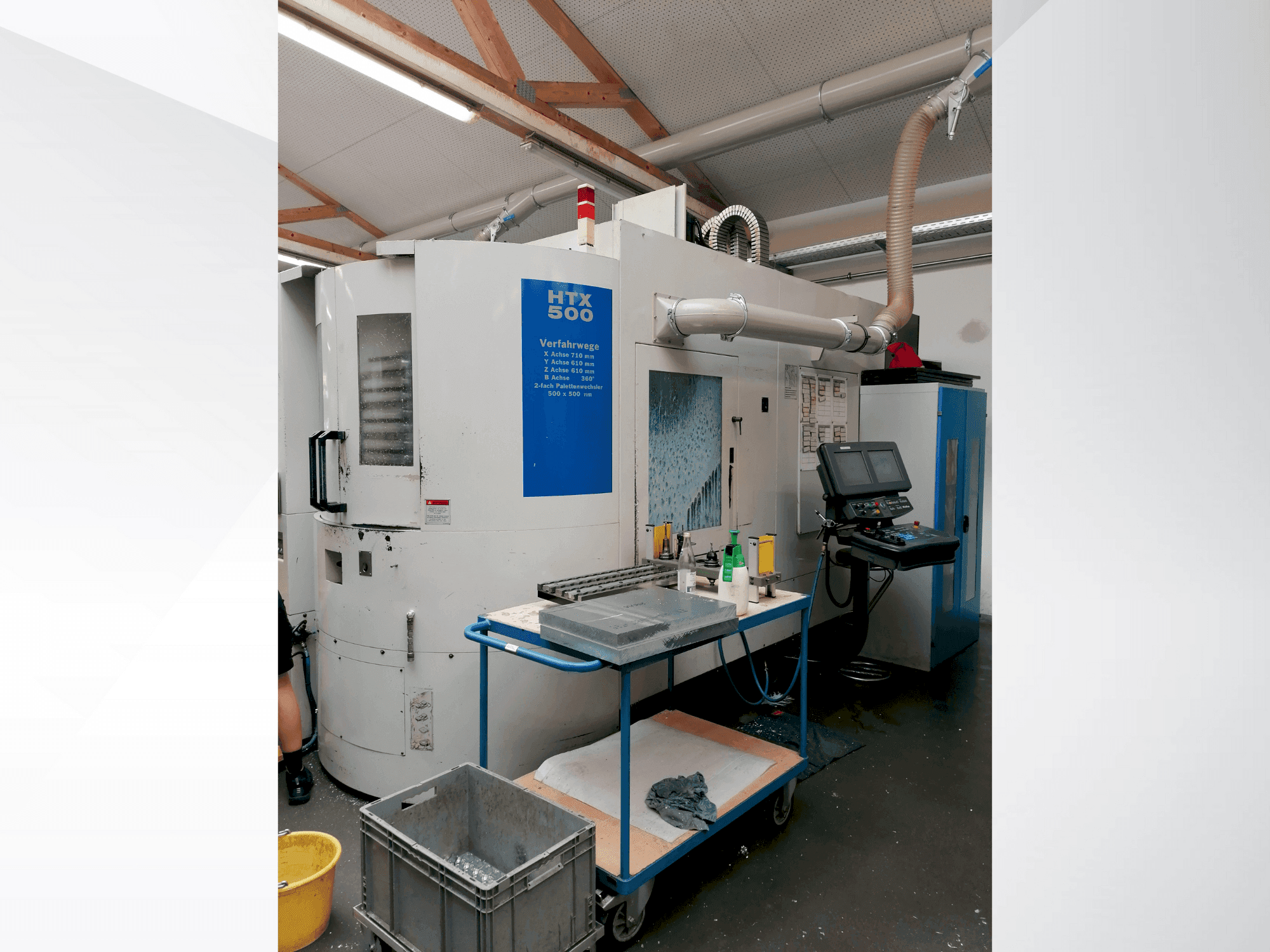 Vue de face de la machine Hurco HTX 500