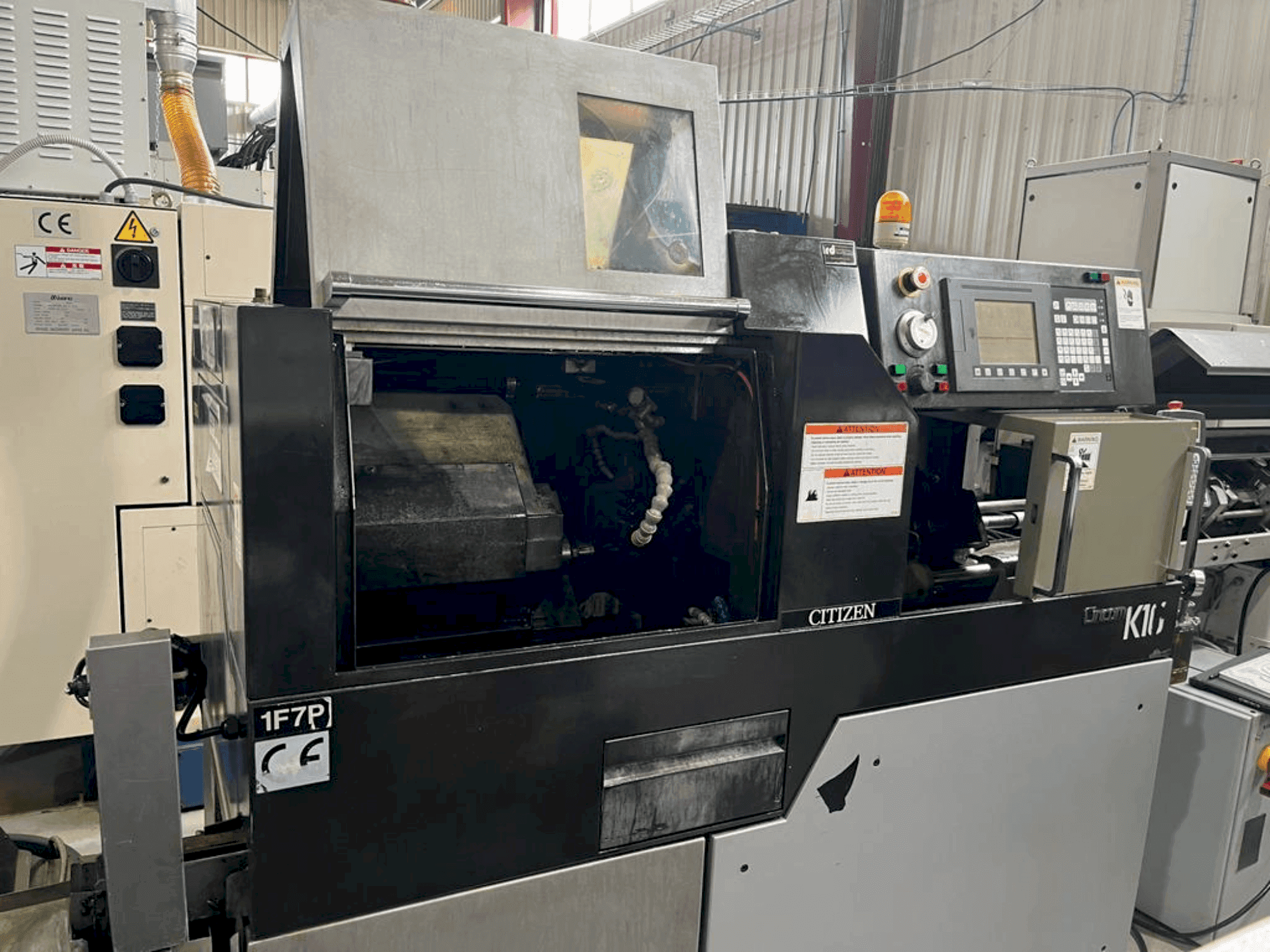Vue de face de la machine Citizen Cincom K16 VII