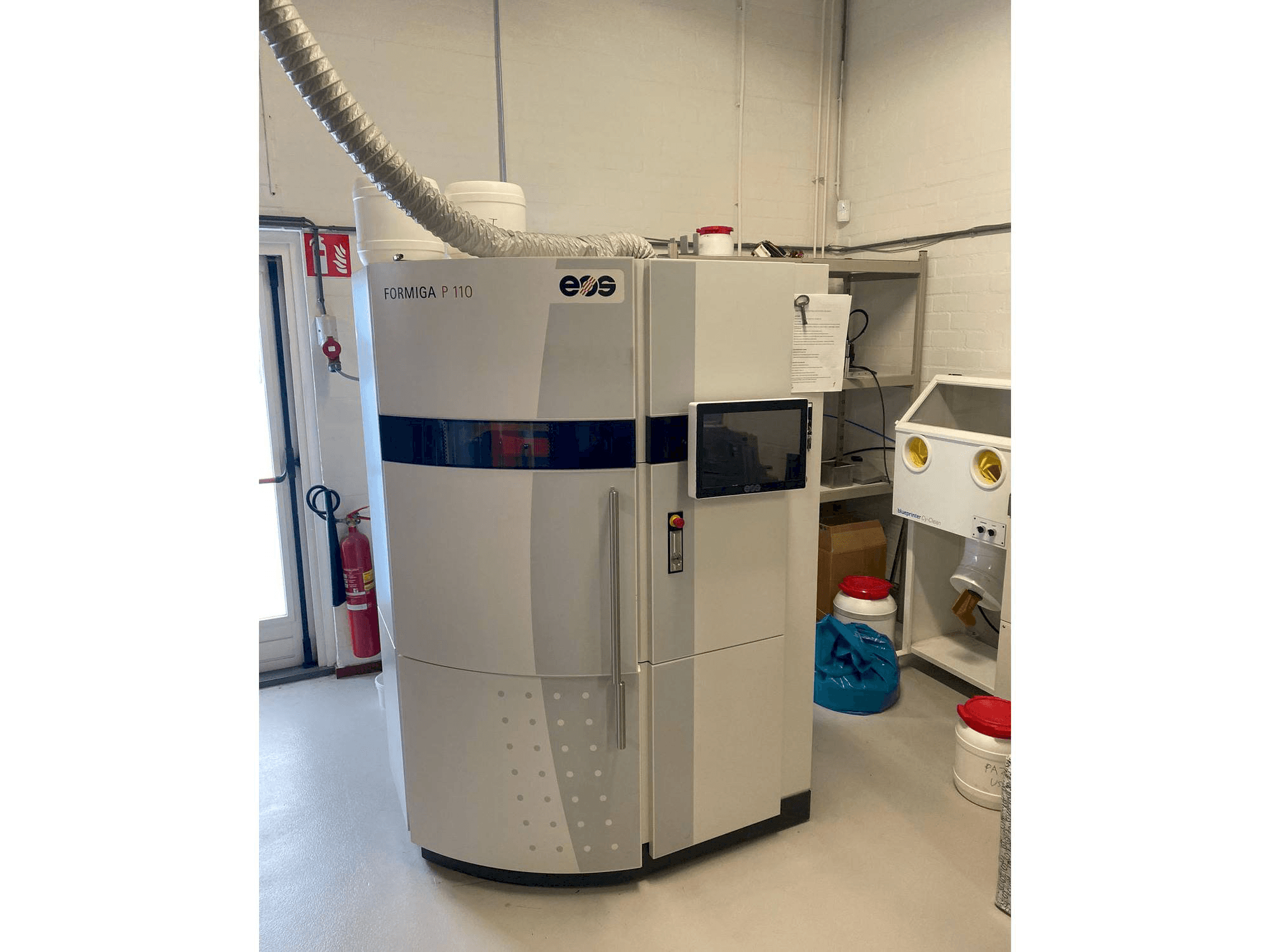 Vue de face de la machine EOS Formiga P 110