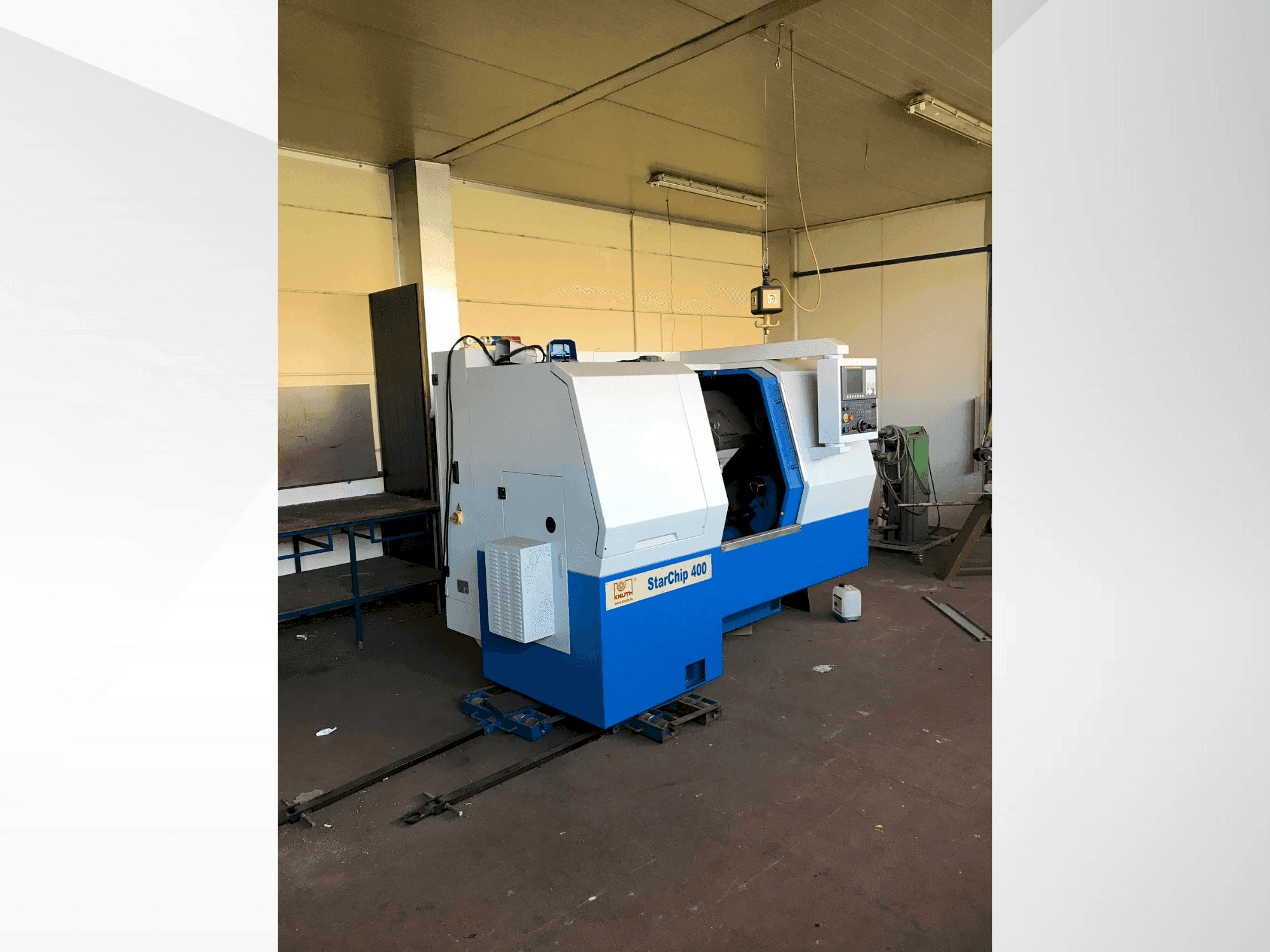 Vue de face de la machine KNUTH Starship 400