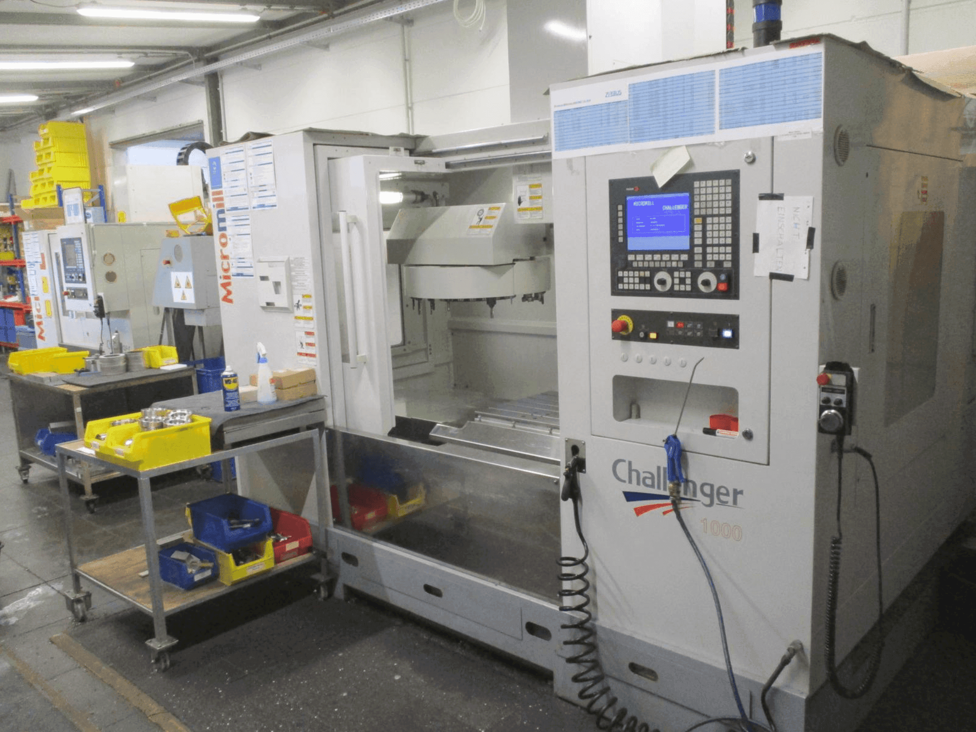 Vue de face de la machine BUFFALO Micromill Challenger MM-1000