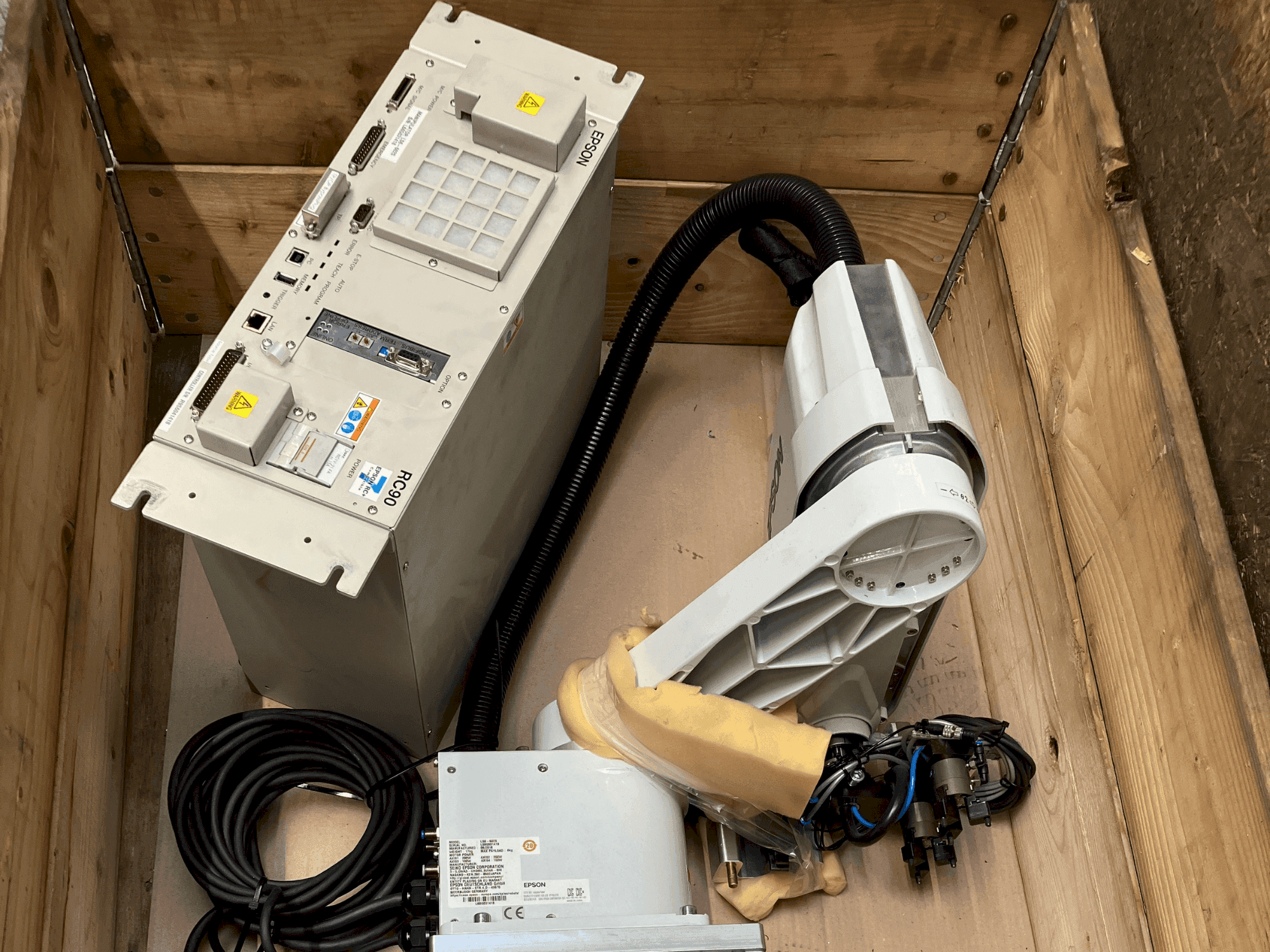 Vue de face de la machine EPSON LS3-401S