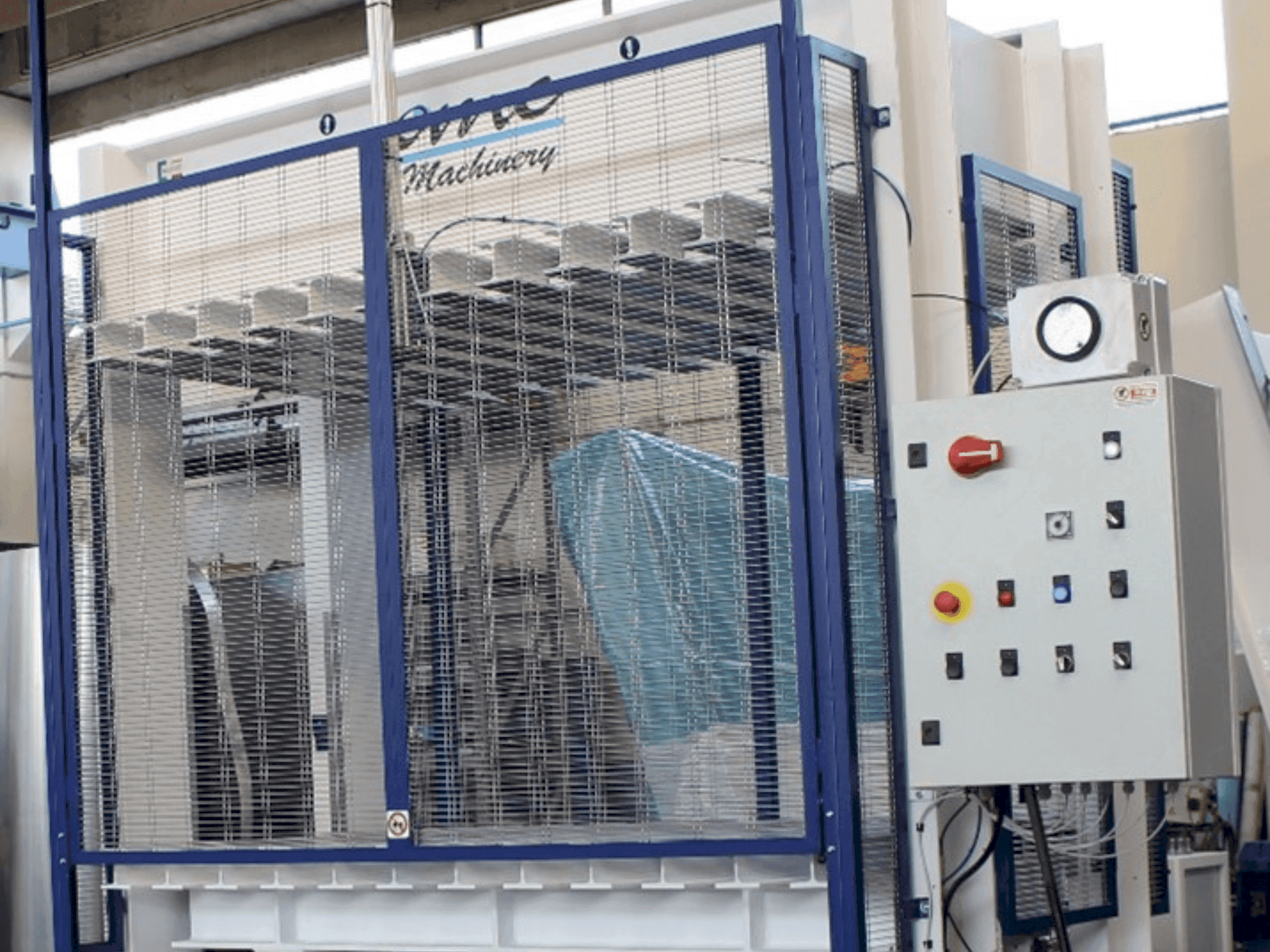 Vue de face de la machine OMC PPC/e