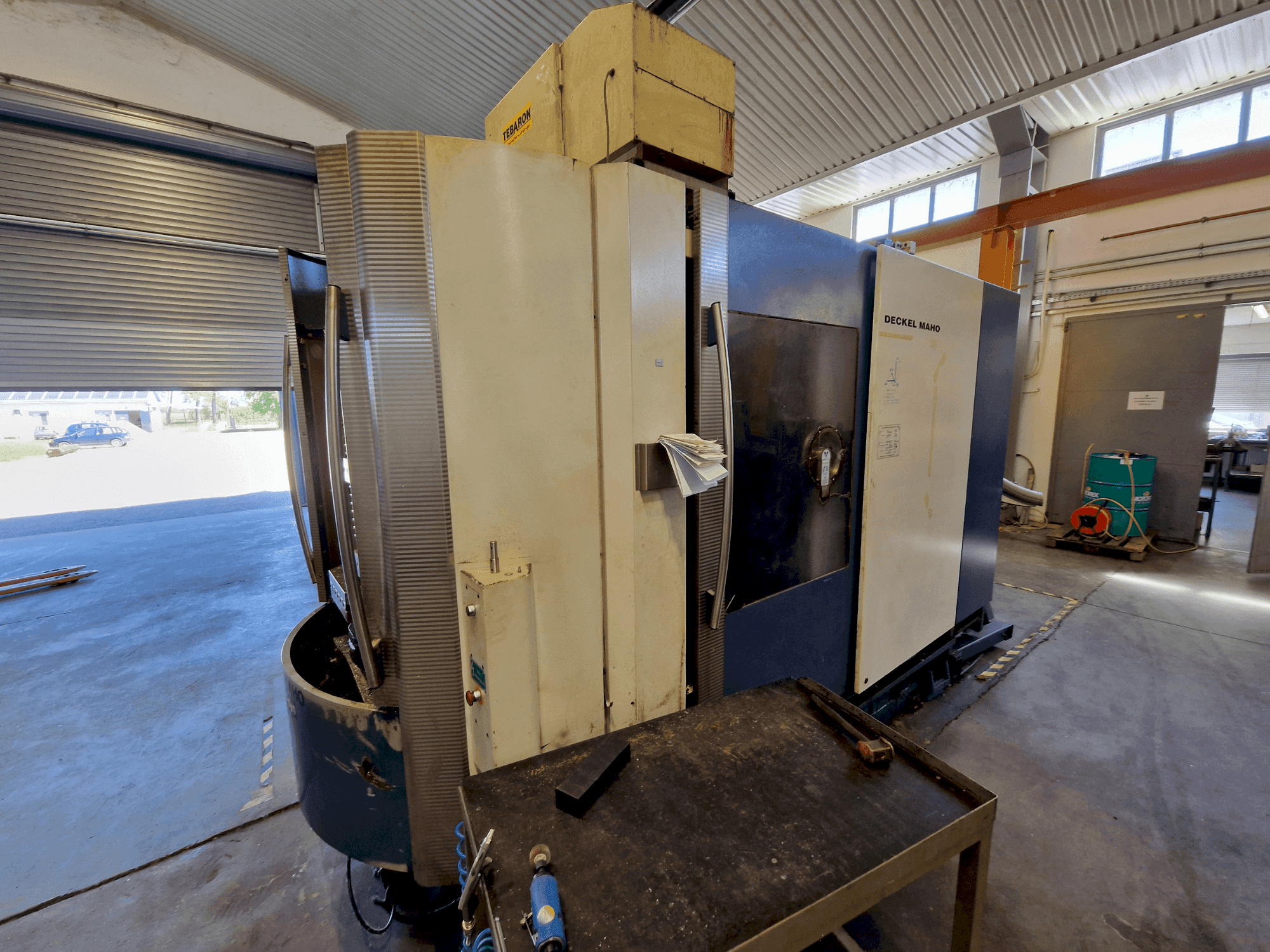 Vue de face de la machine DECKEL MAHO DMC 60 H Hy Din