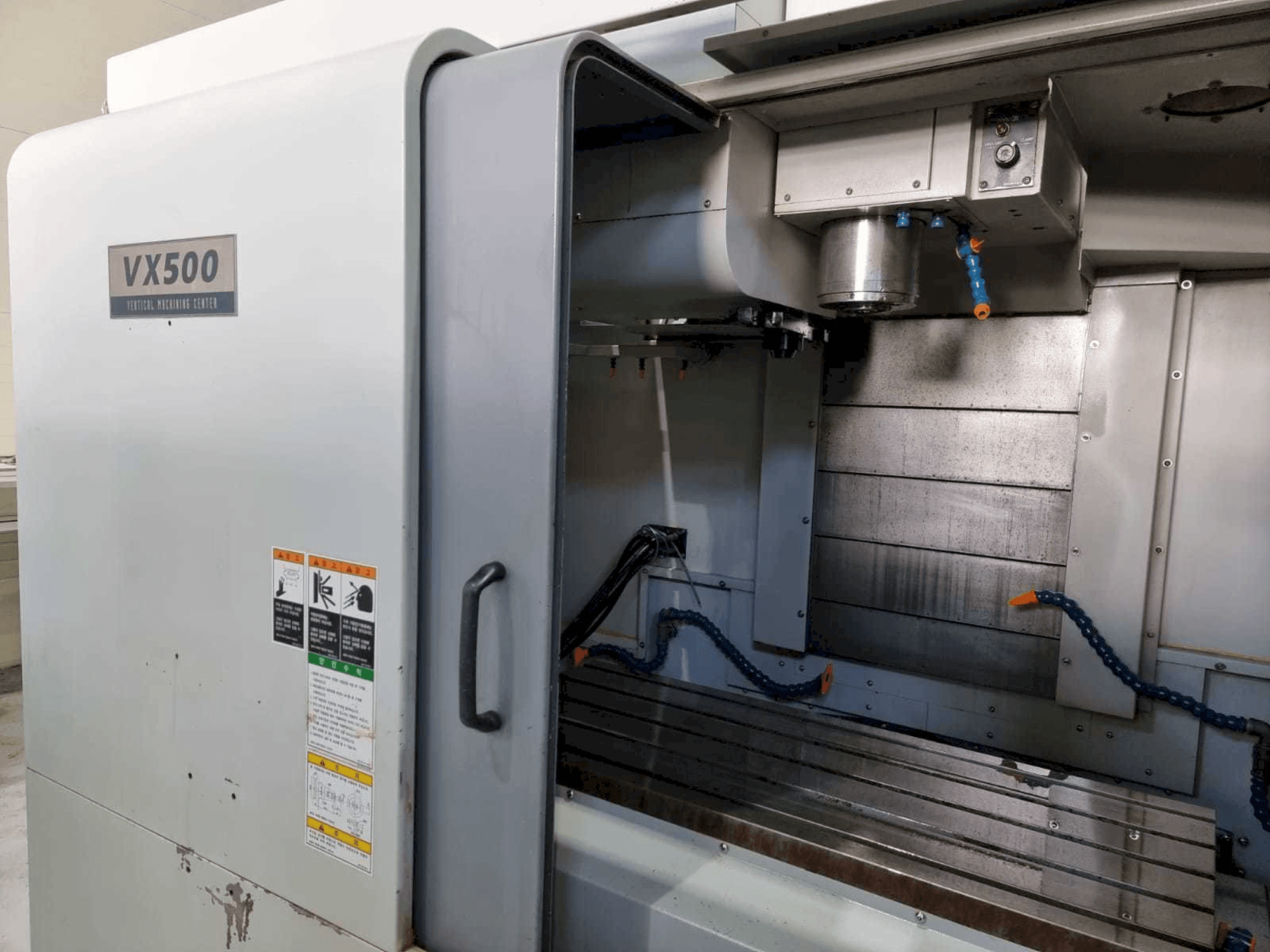 Front view of Hyundai Wia VX500 machine