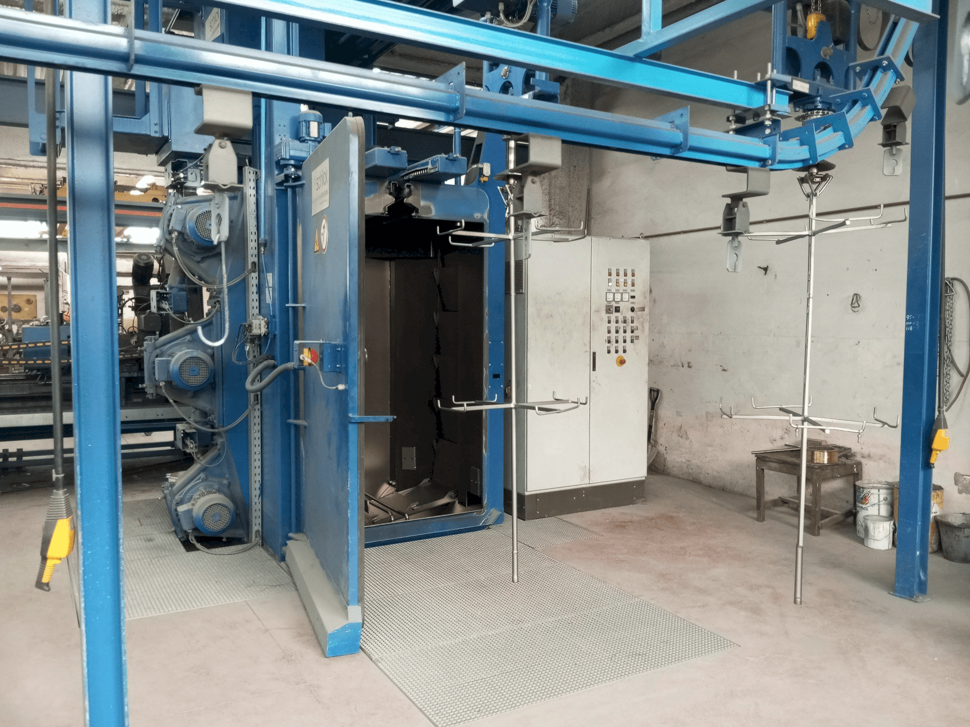 Vue de face de la machine WHEELABRATOR SCHLICK HB 12/20