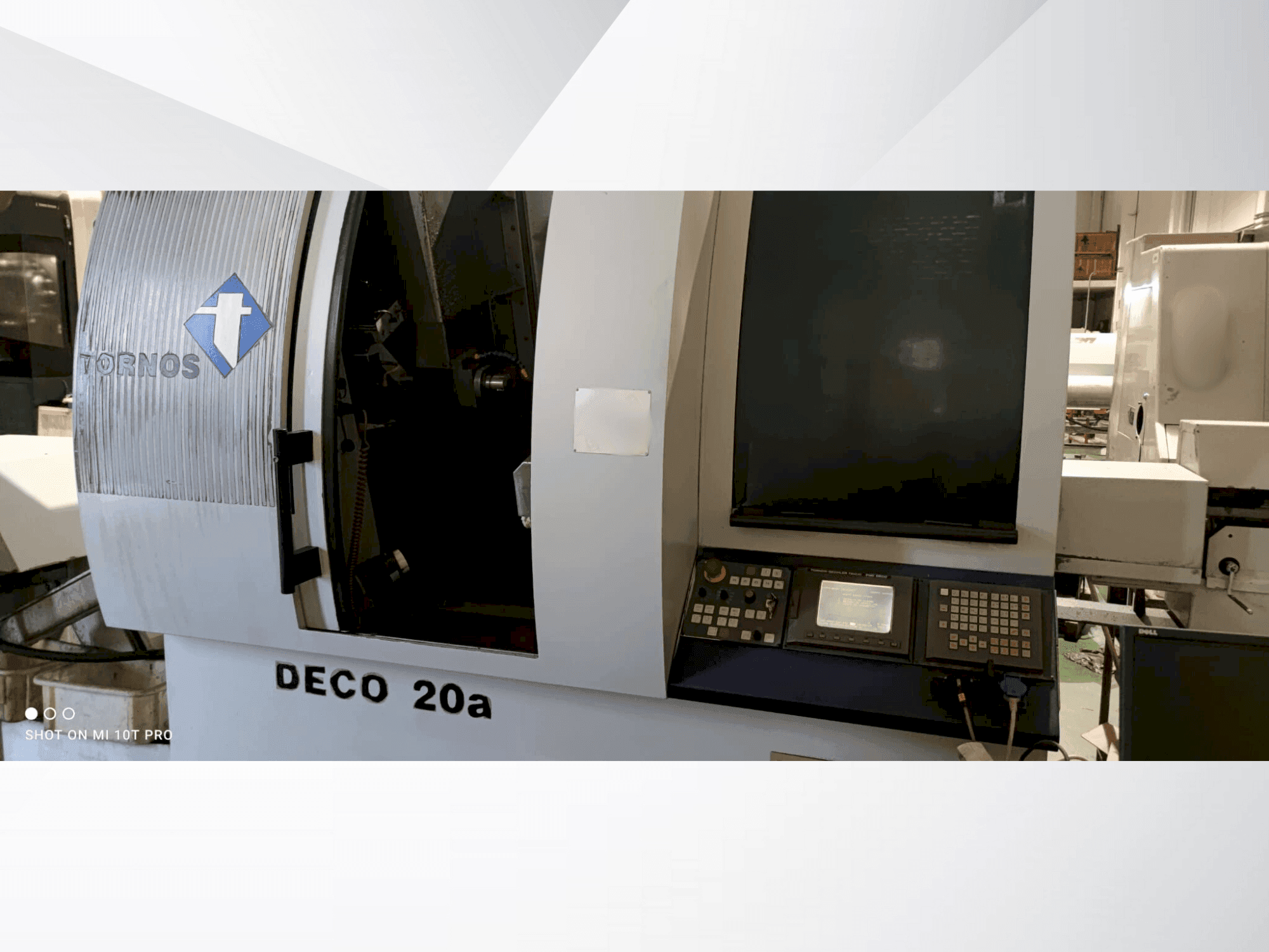 Vue de face de la machine Tornos-Bechler Deco 20a