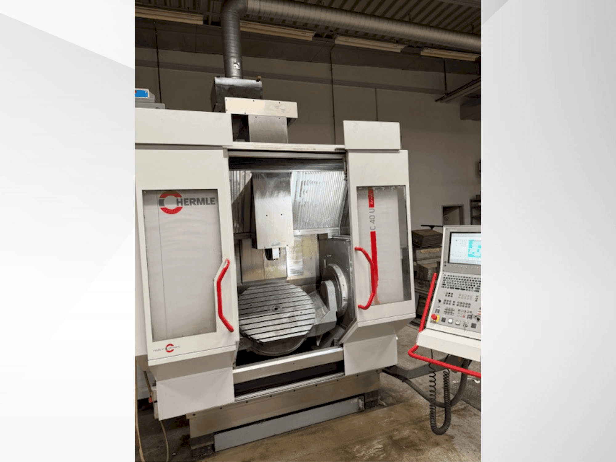 Vue de face de la machine HERMLE C40 Dynamic