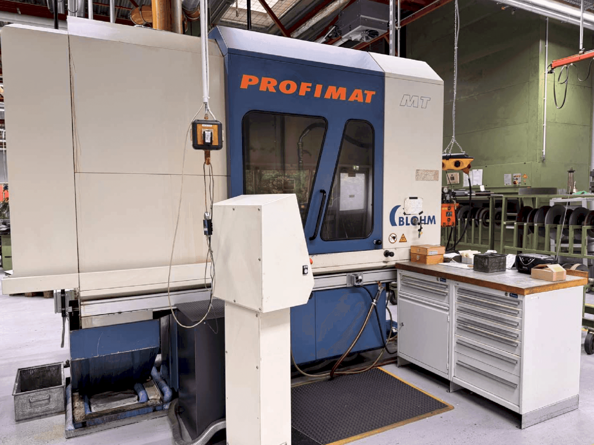 Vue de face de la machine BLOHM Profimat MT 408