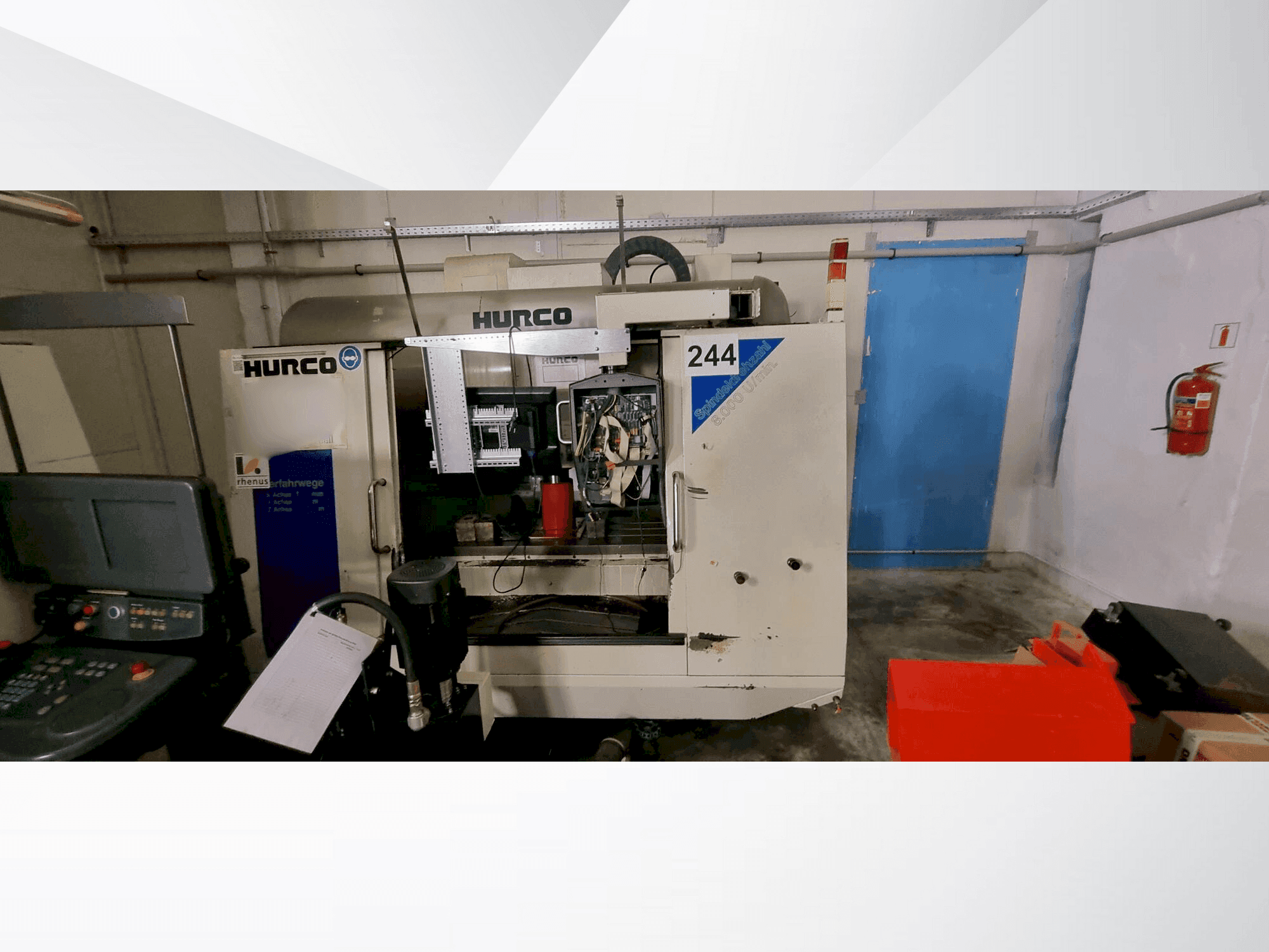 Vue de face de la machine Hurco VM2
