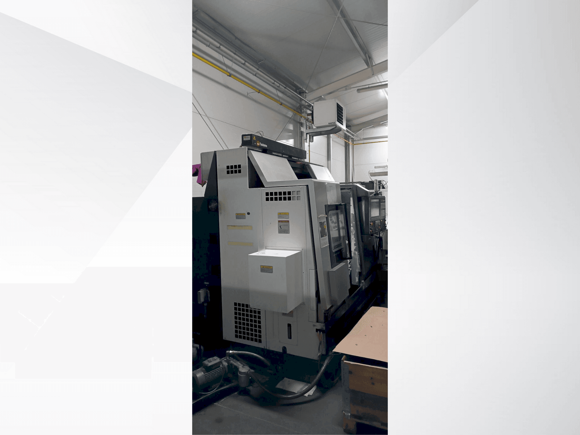 Vue de face de la machine Okuma LB3000 EX II-MY C450