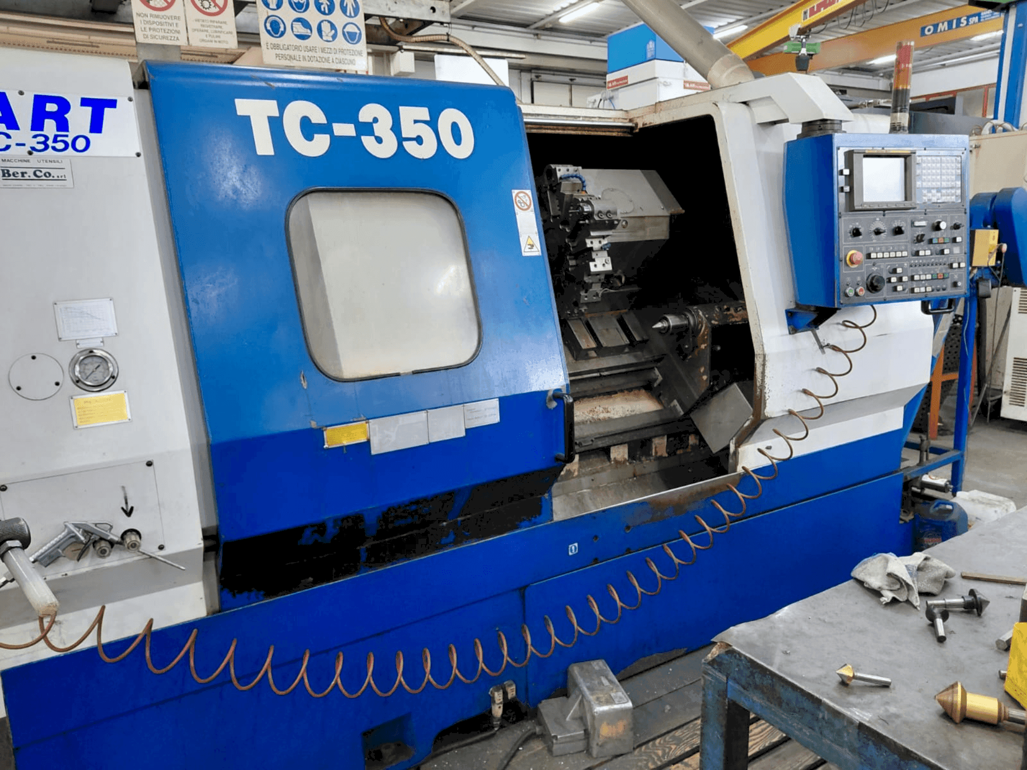 Vue de face de la machine DART TC350