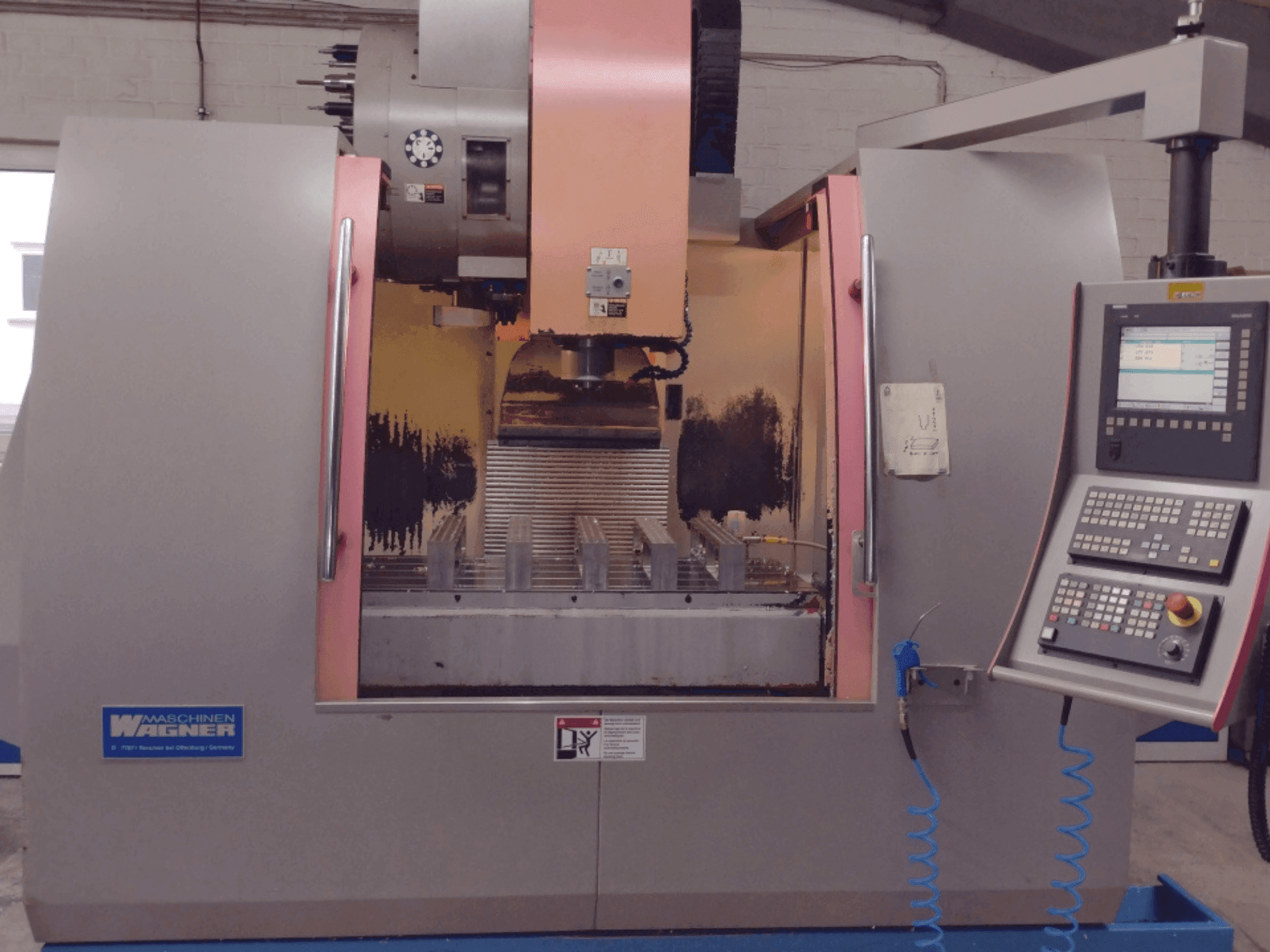 Vue de face de la machine WAGNER WMC 1100