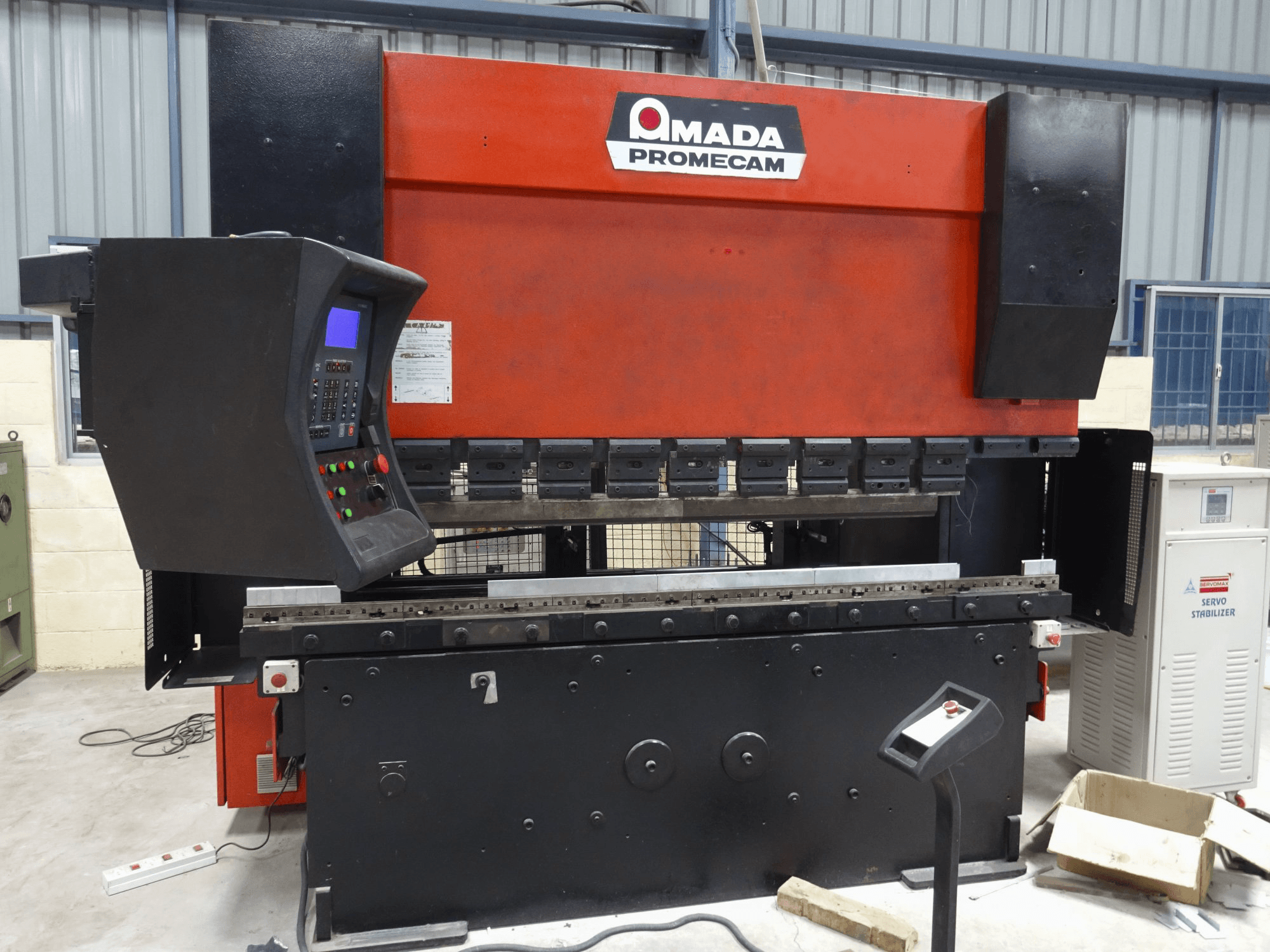 Front view of AMADA HFBO Promecam machine