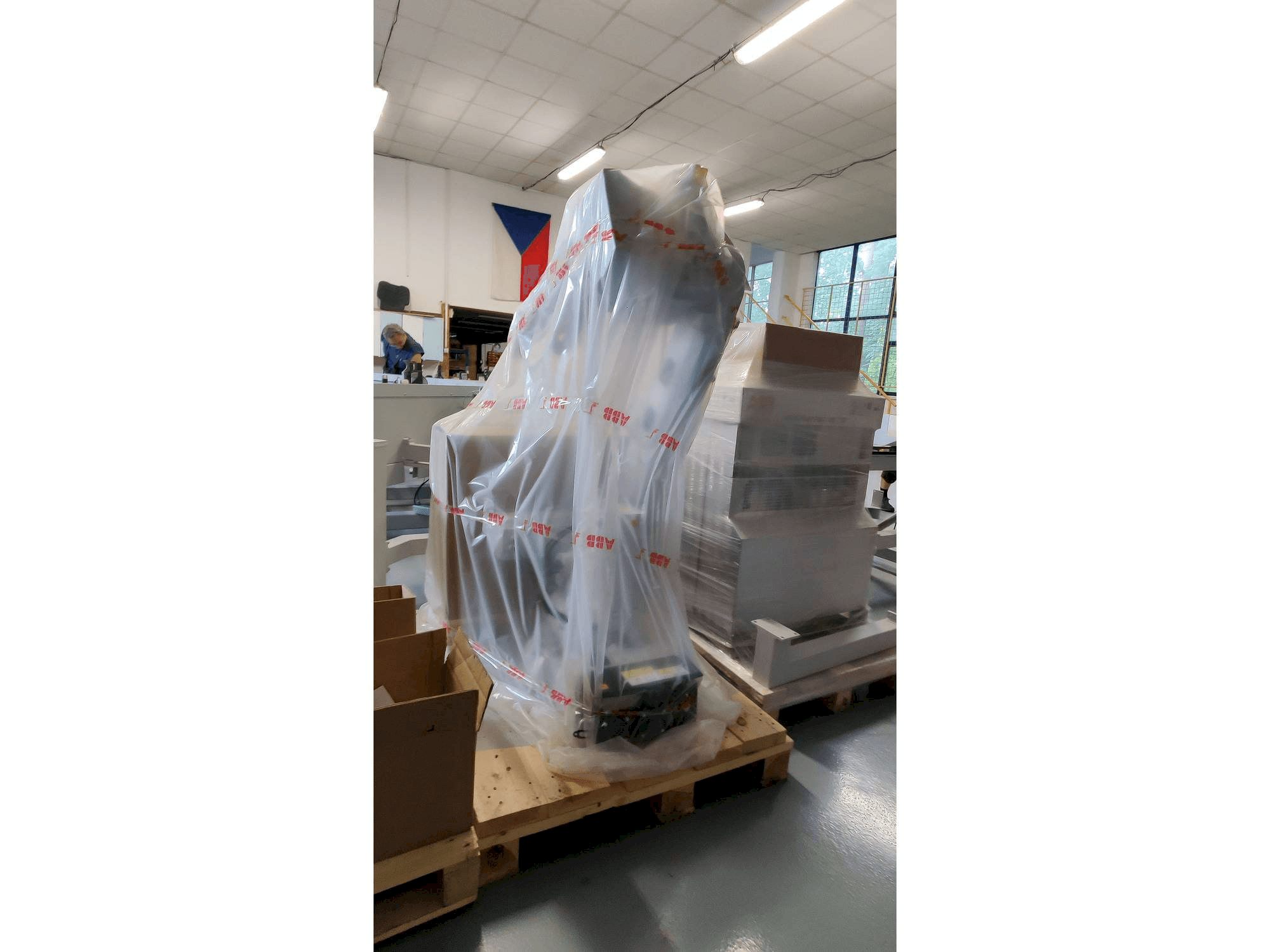 Vue de face de la machine ABB IRB 4600