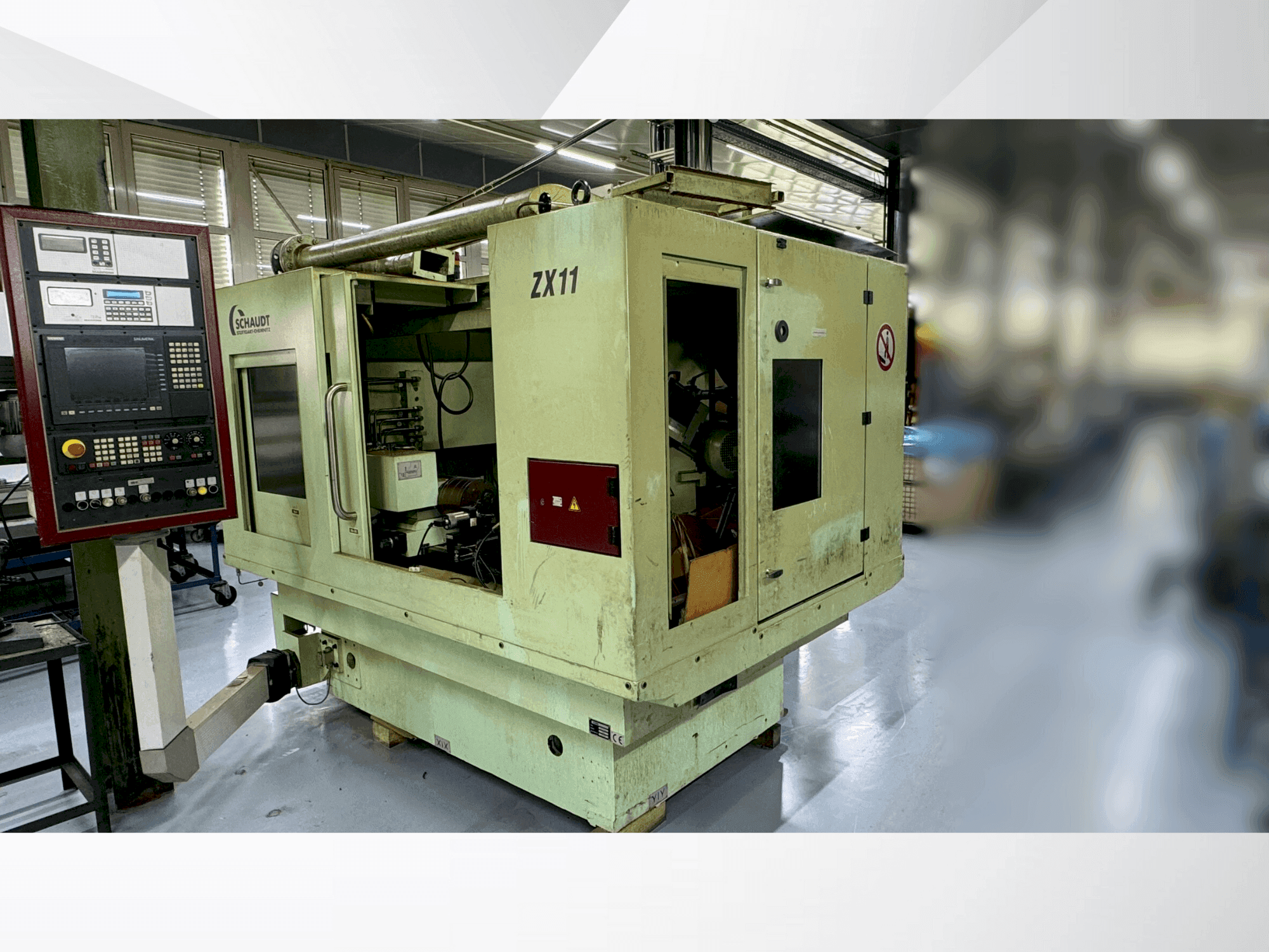 Vue de face de la machine Schaudt ZX 11