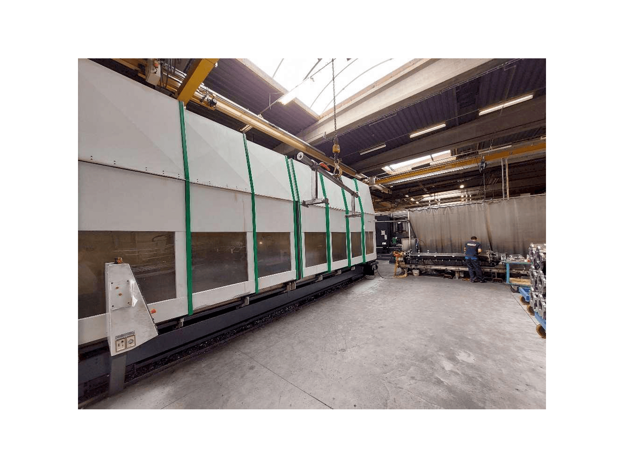 Vue de face de la machine Unisign Univers 6 (A-as)