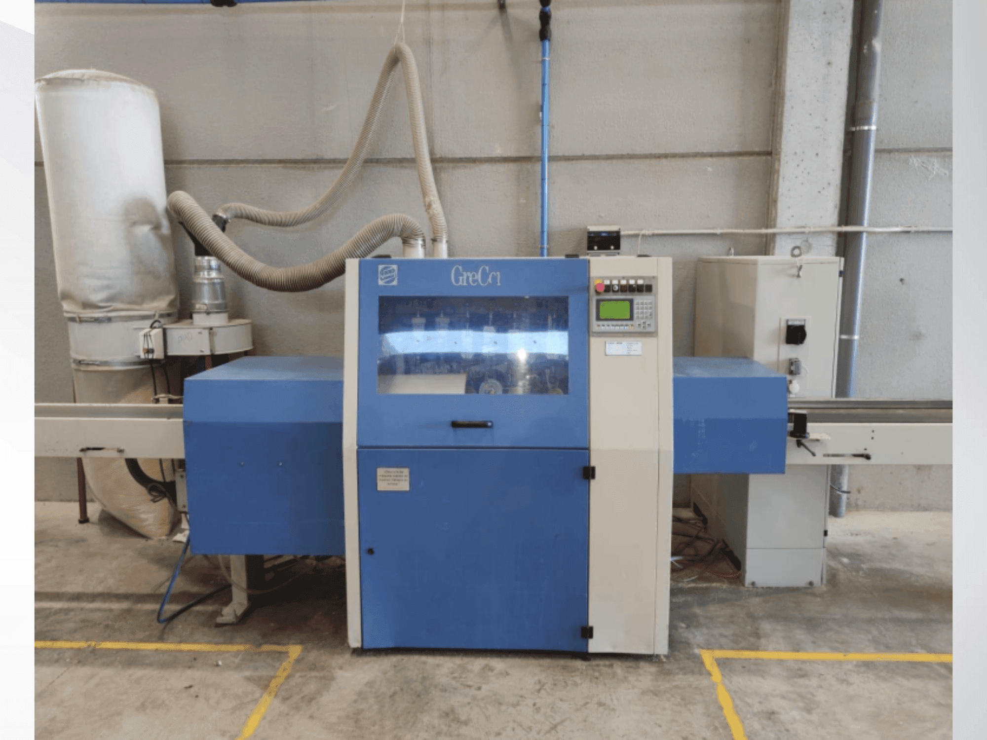 Vue de face de la machine Grecon Dimter OptiCut 204 R