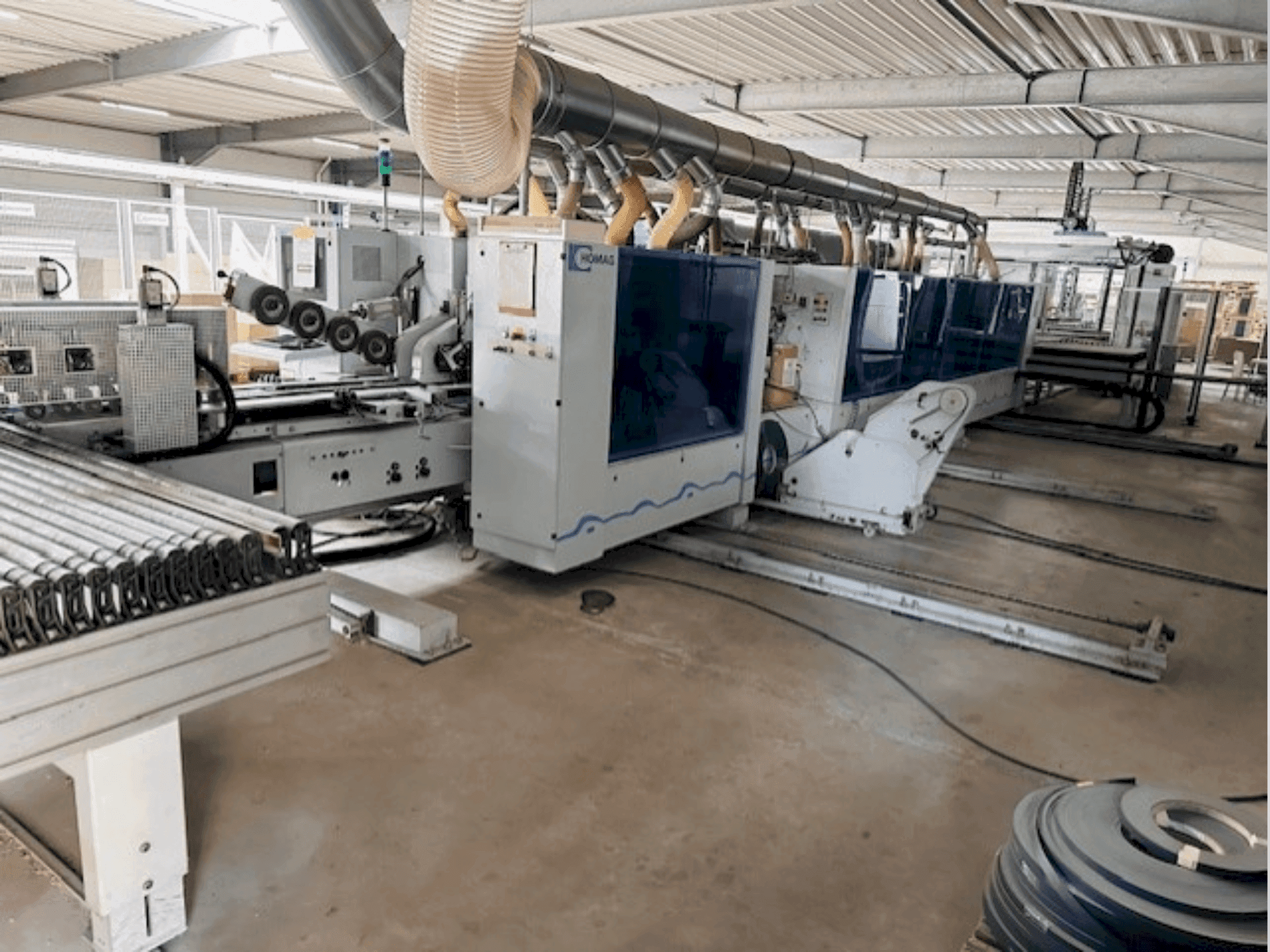 Vue de face de la machine HOMAG Optimat KFL 526/9/A3/25