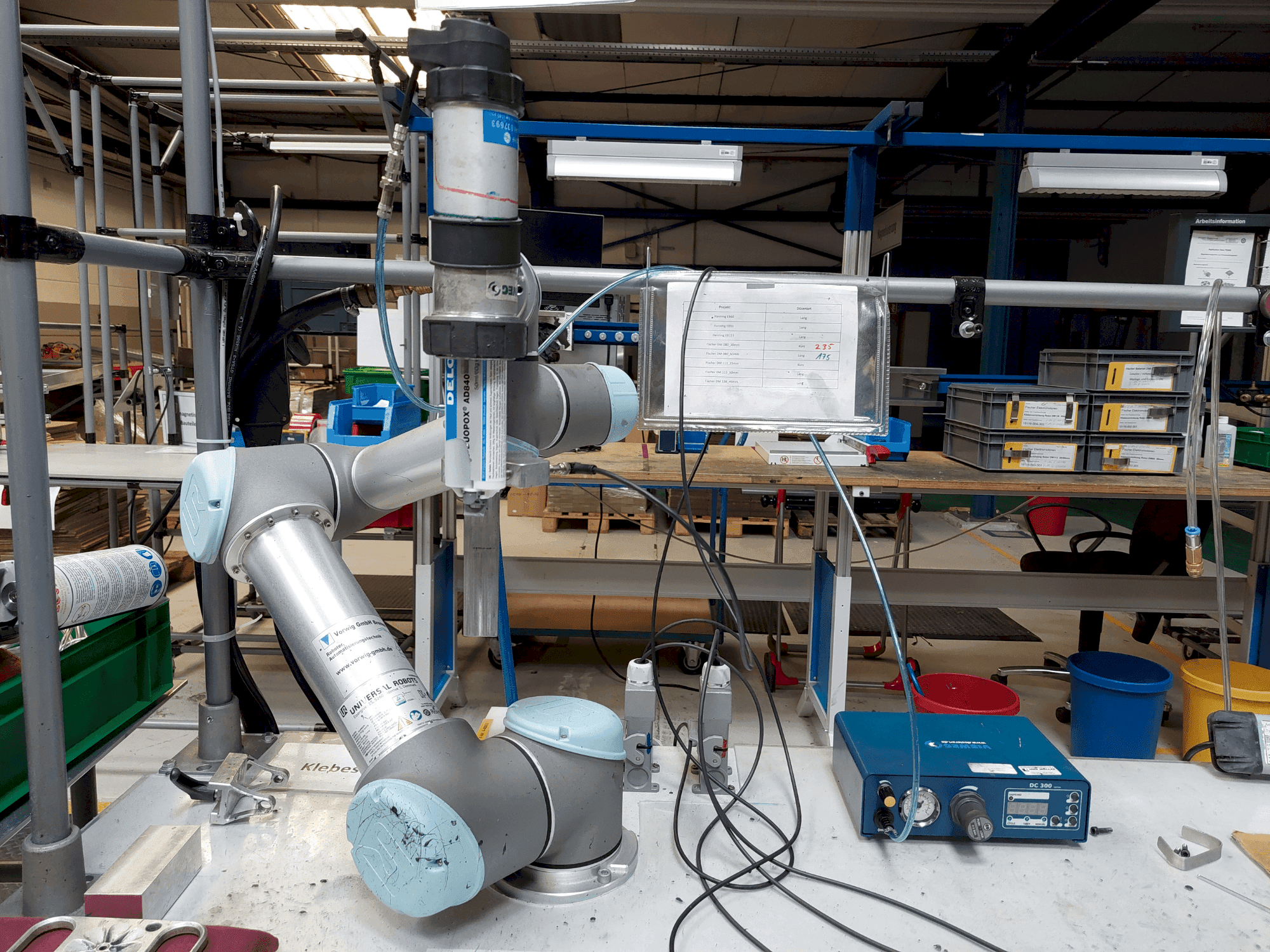 Vue de face de la machine Universal Robots UR5