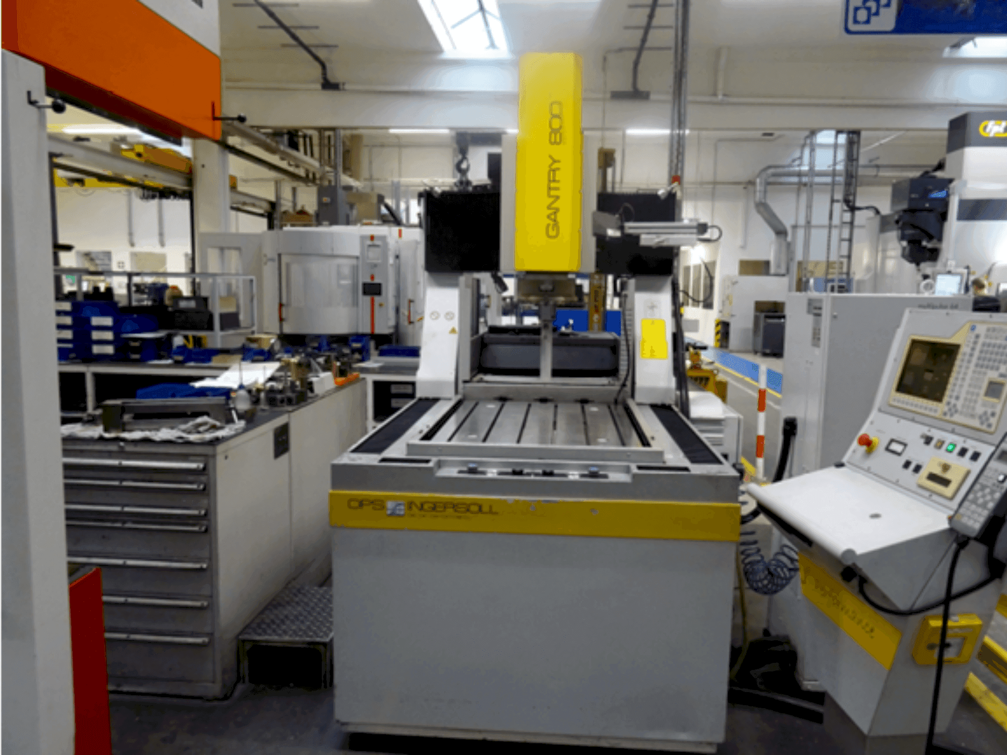 Vue de face de la machine Ingersoll Rand Gantry 800