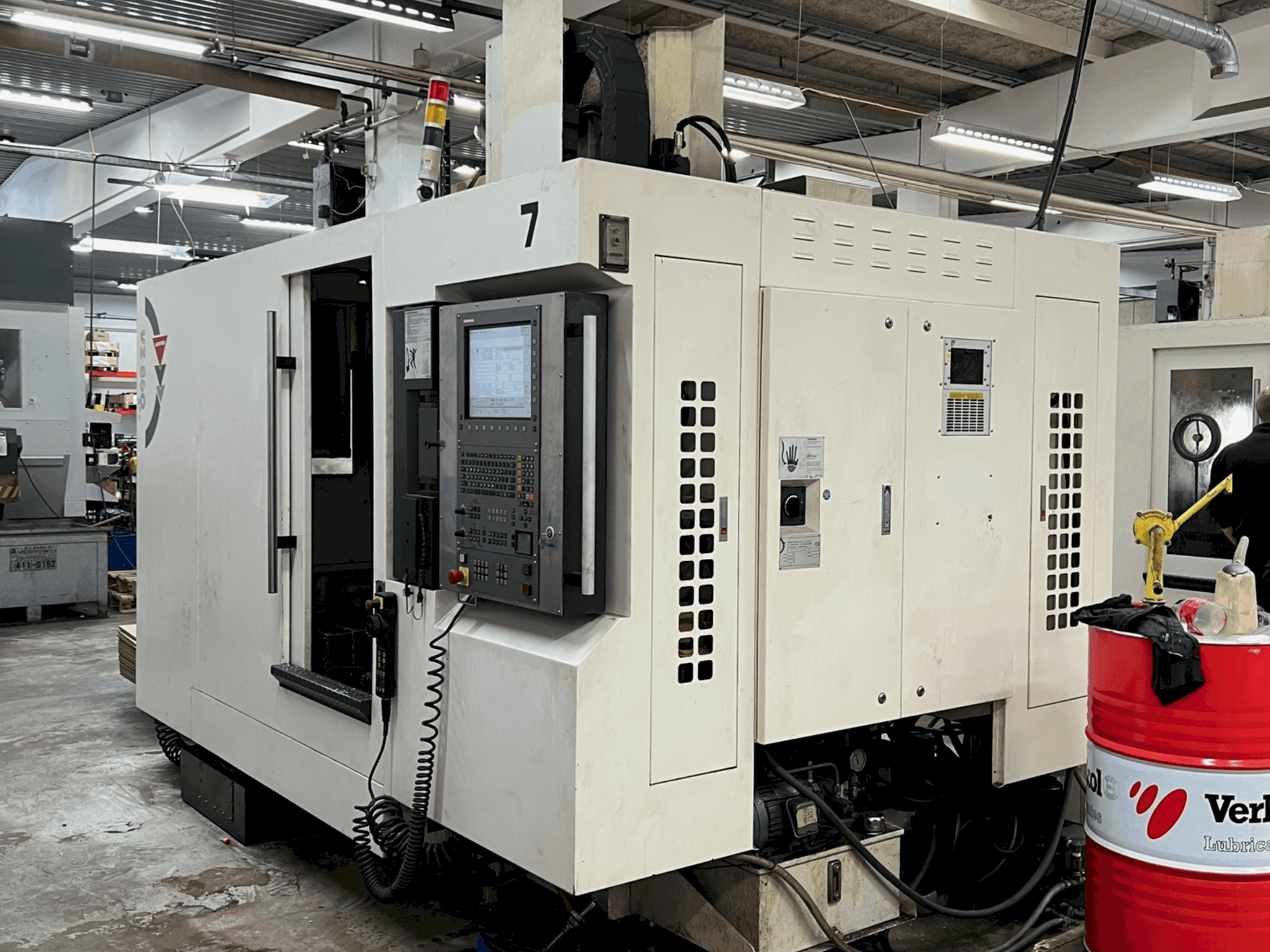 Vue de face de la machine WEMAS VZ 860 APC