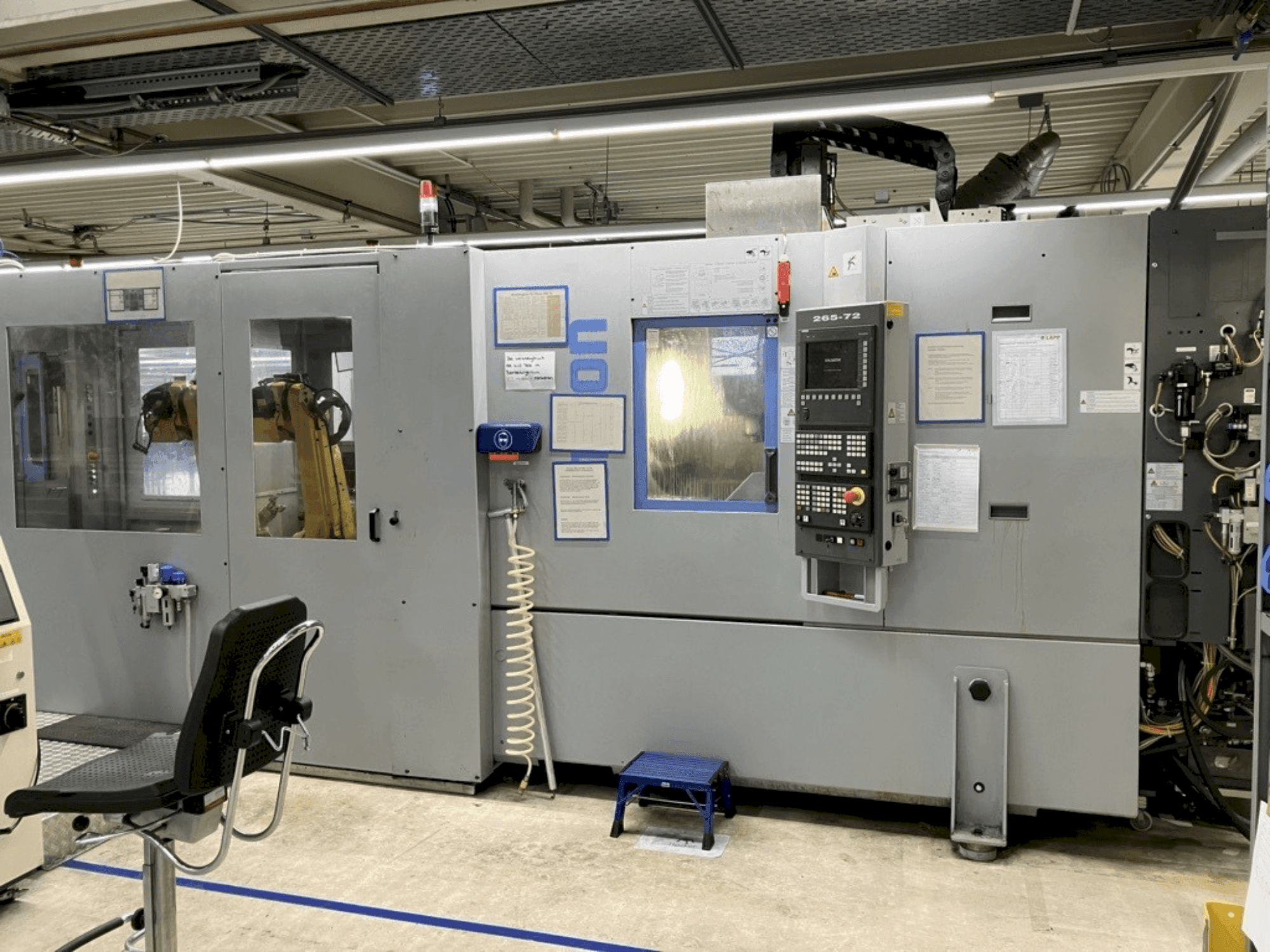Vue de face de la machine CHIRON FZ 12 KW