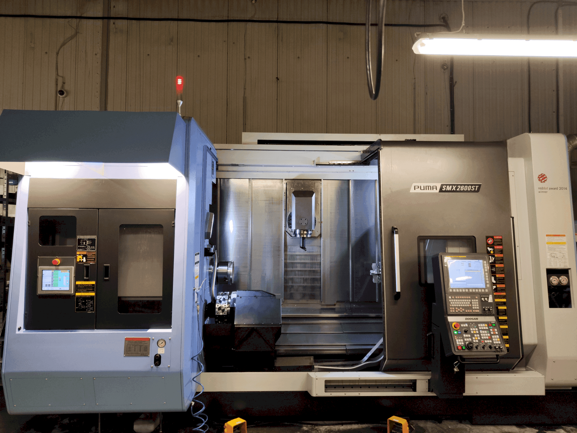 Vue de face de la machine DOOSAN Puma SMX 2600 ST