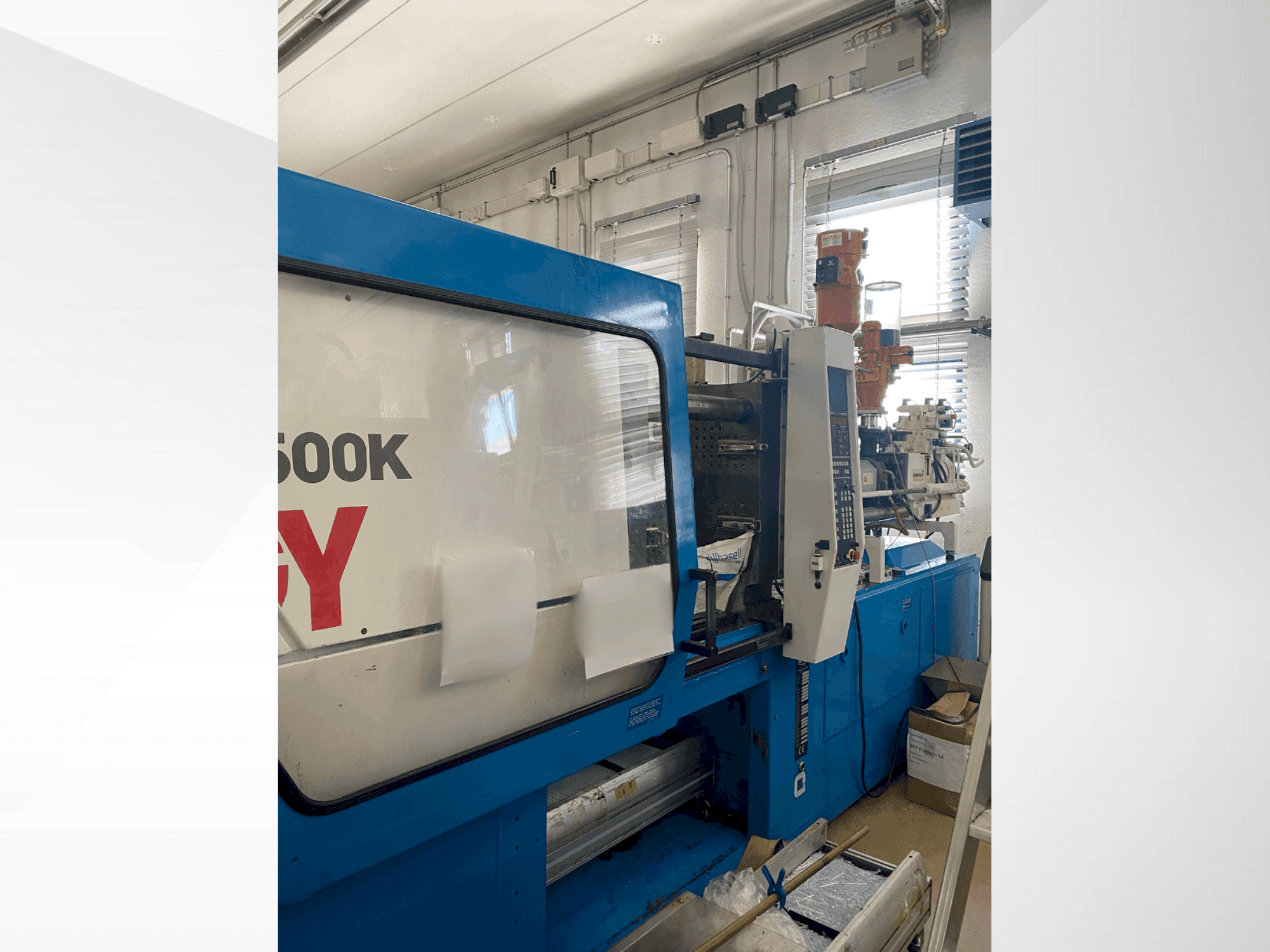 Vue de face de la machine Netstal S-1500K-460