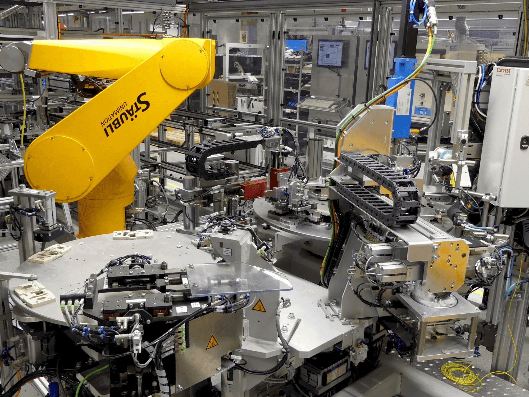 Vue de face de la machine ELMOTEC 16479