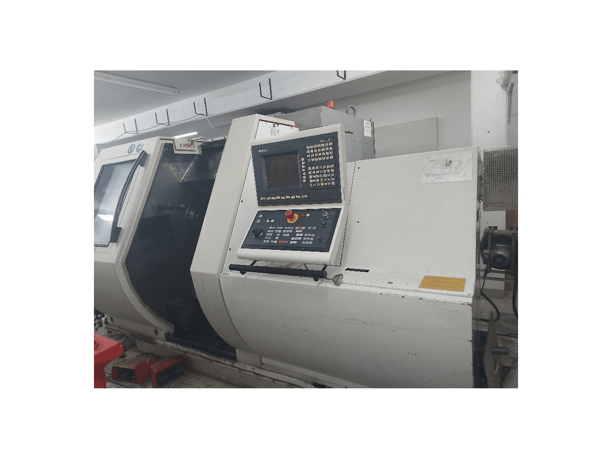 Vue de face de la machine Gildemeister MF Twin 65