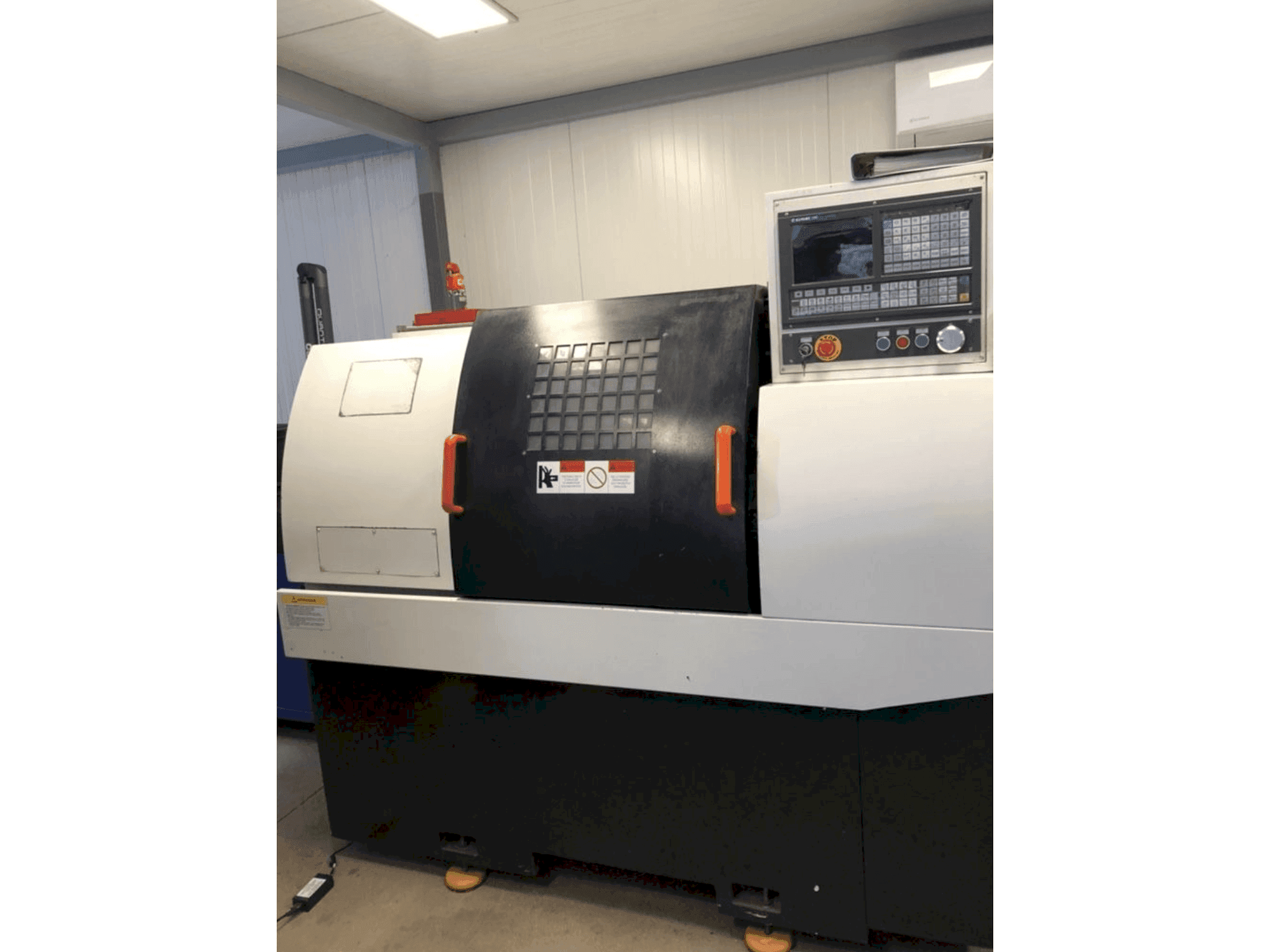 Vue de face de la machine CORMARK CK6232L