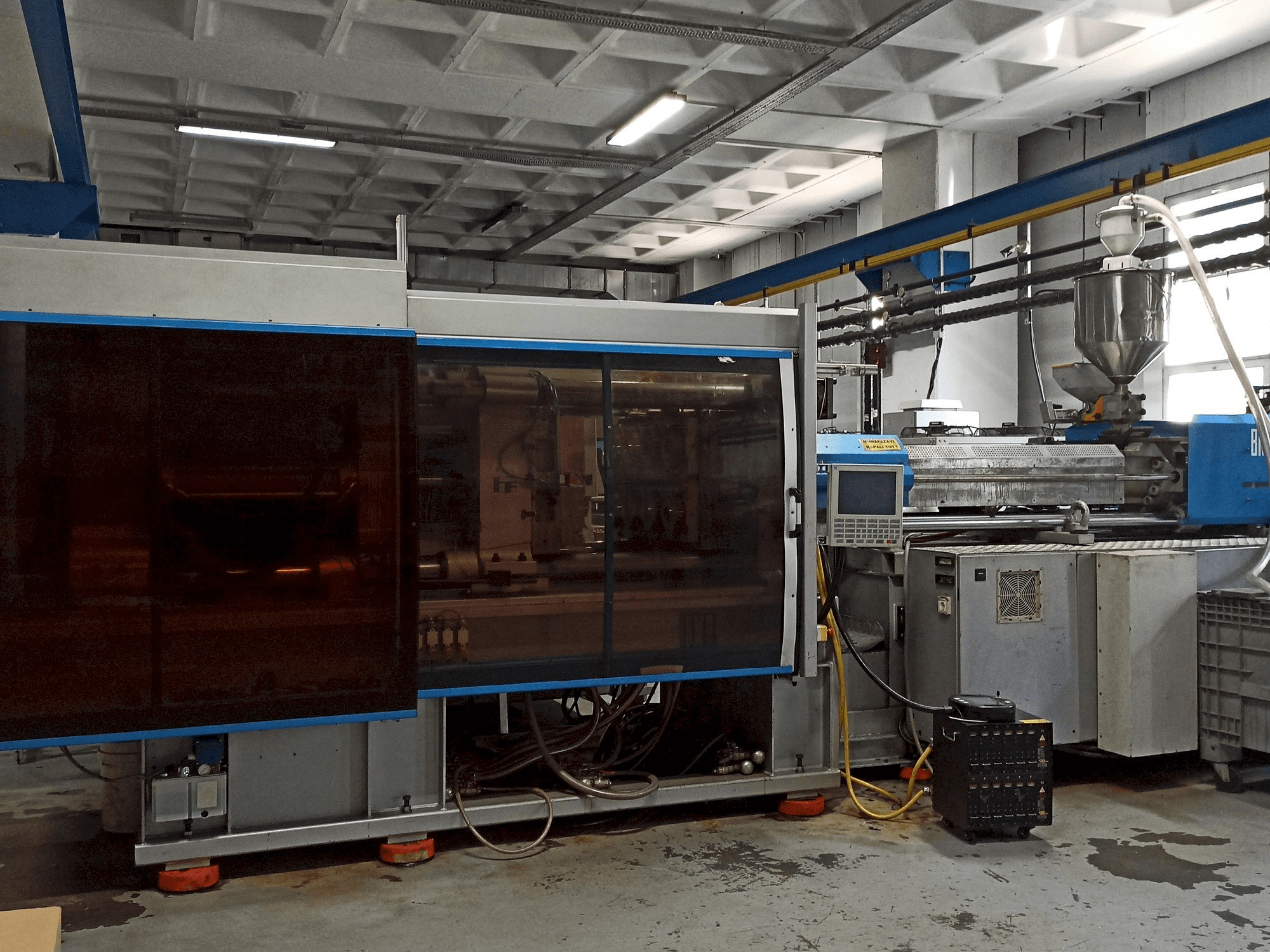 Vue de face de la machine BMB KW 38PI/2200