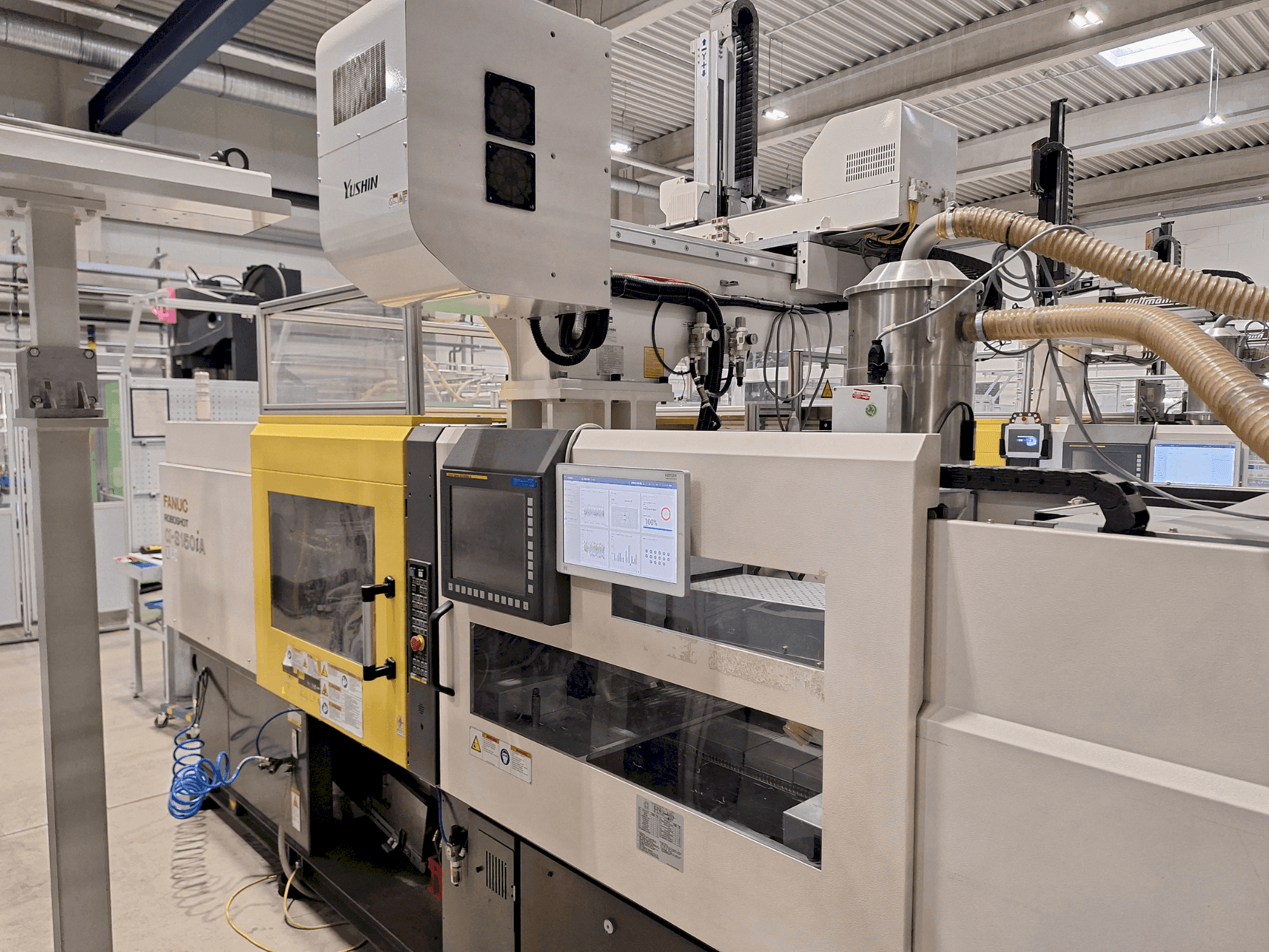 Vue de face de la machine FANUC Roboshot S150iA