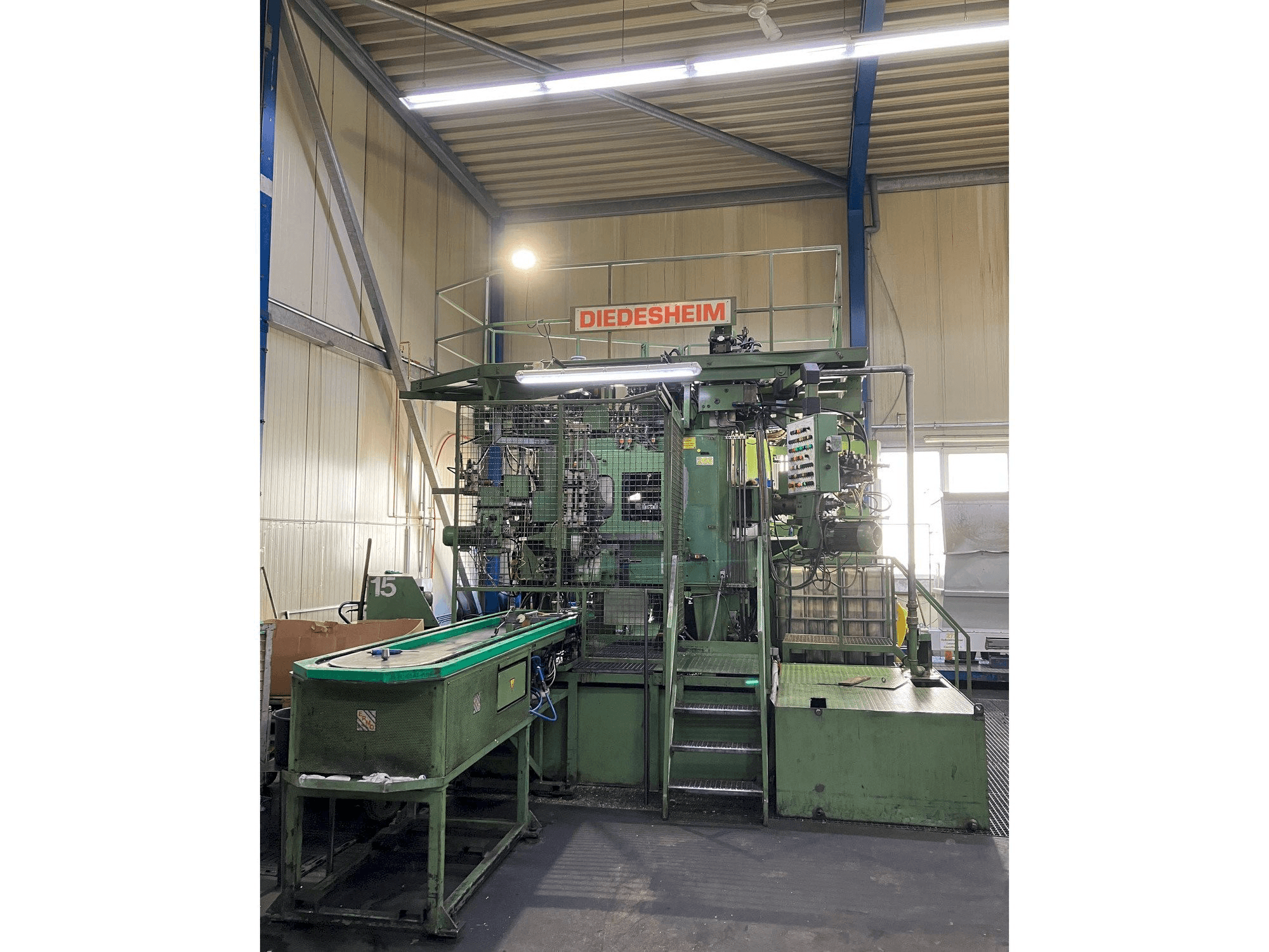Vue de face de la machine DIEDESHEIM Diamat 70-6