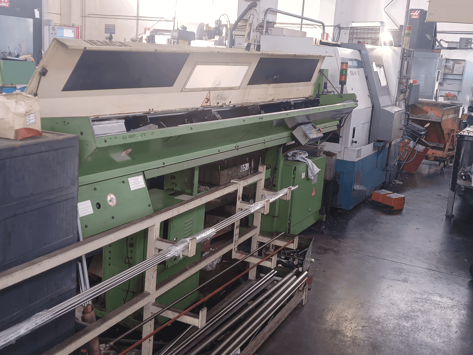 Vue de face de la machine DMG Mori Seiki 150 SL