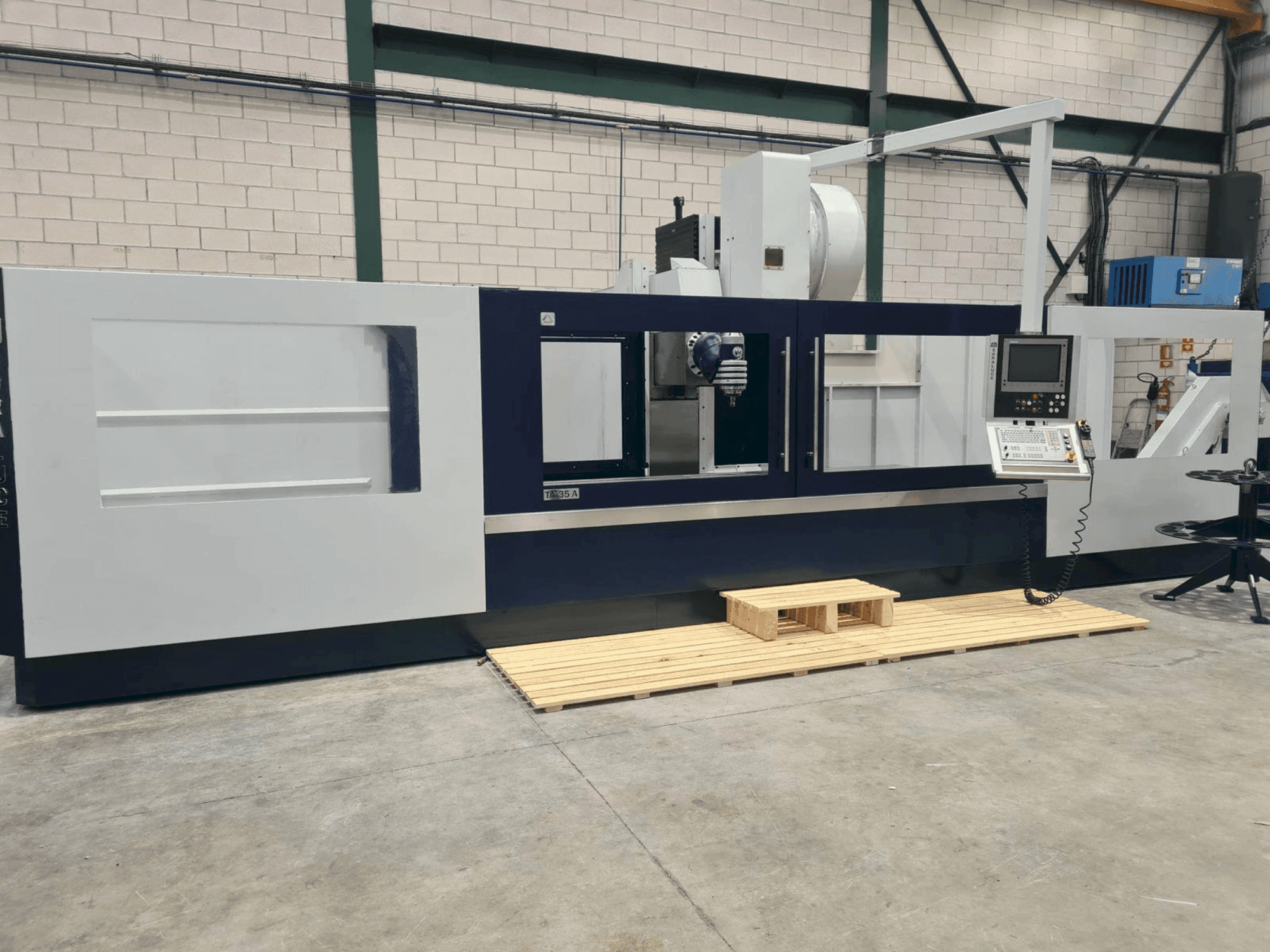 Vue de face de la machine Soraluce TA-35A